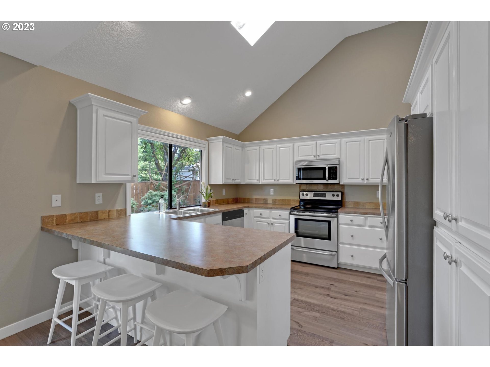 20140 SW TILLAMOOK CT