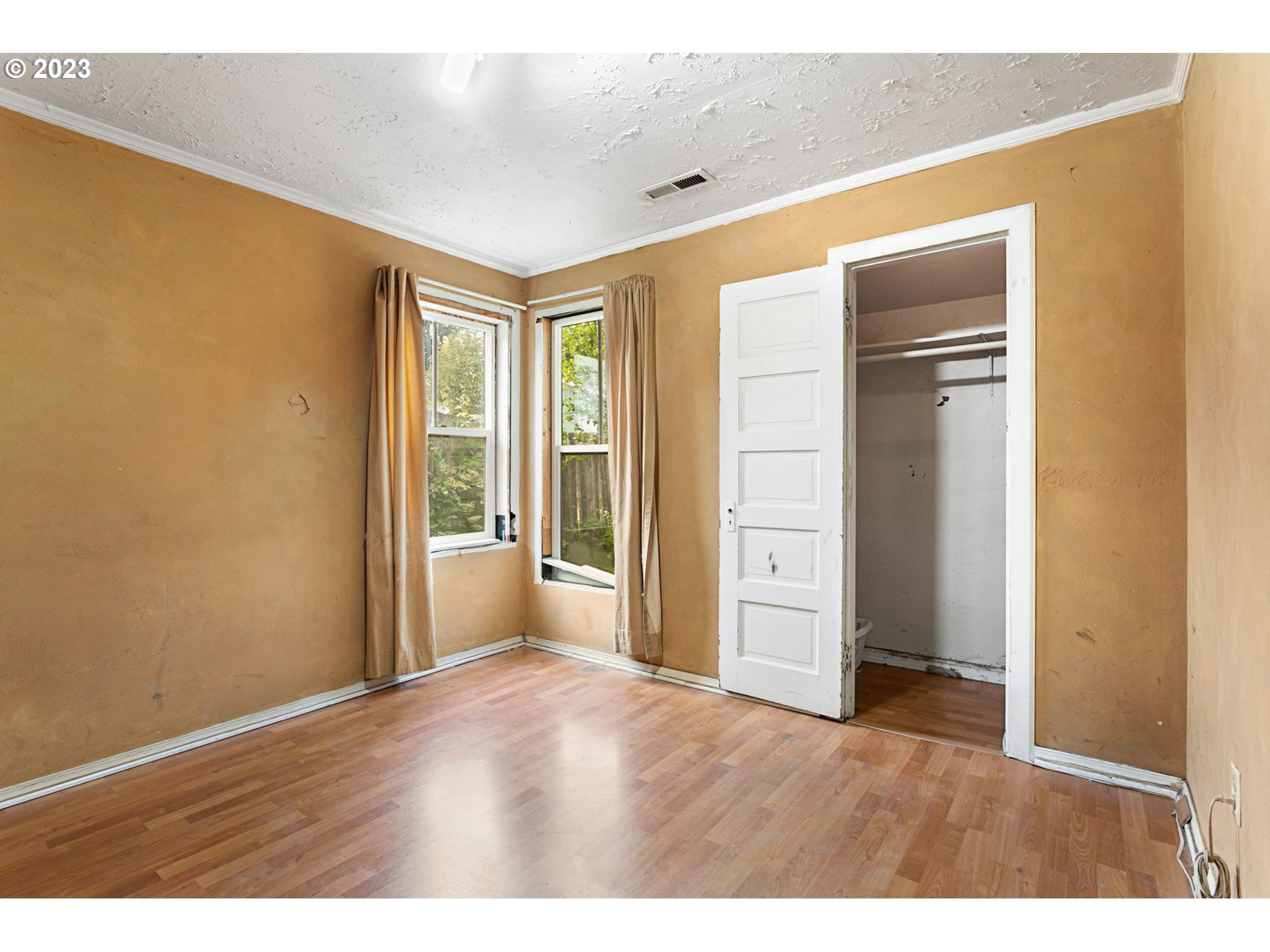 7645 SE HENDERSON ST