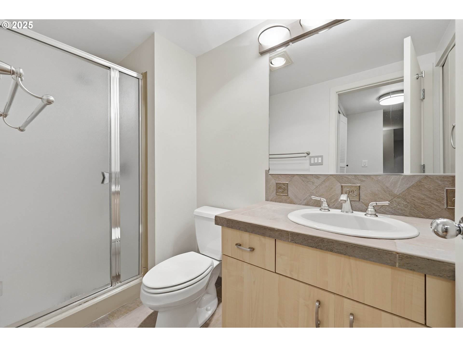 6625 W BURNSIDE ST 250