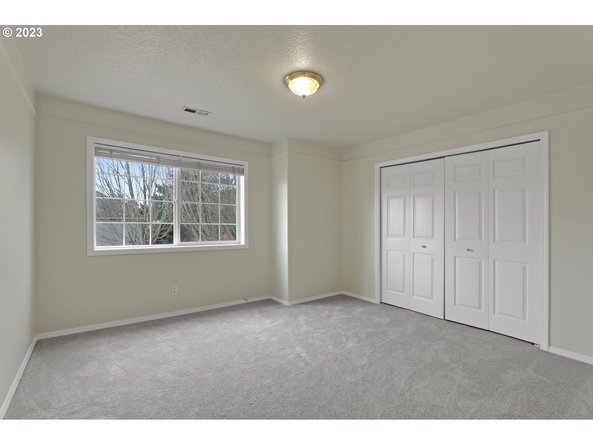 6408 NW STARFLOWER DR