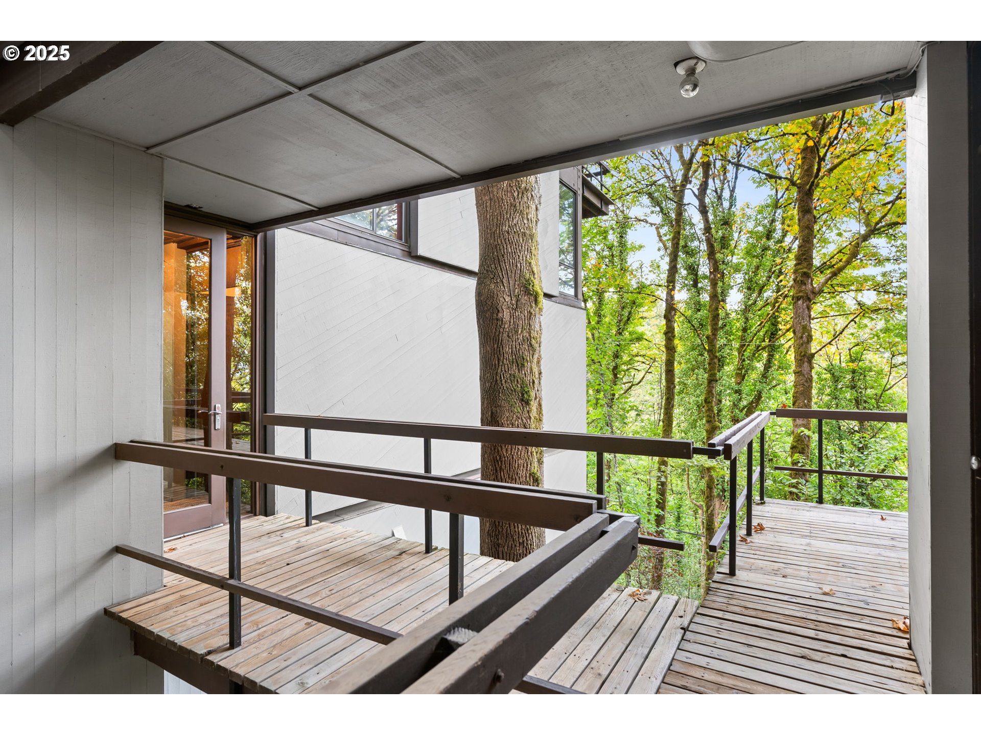 6432 SW BURLINGAME PL