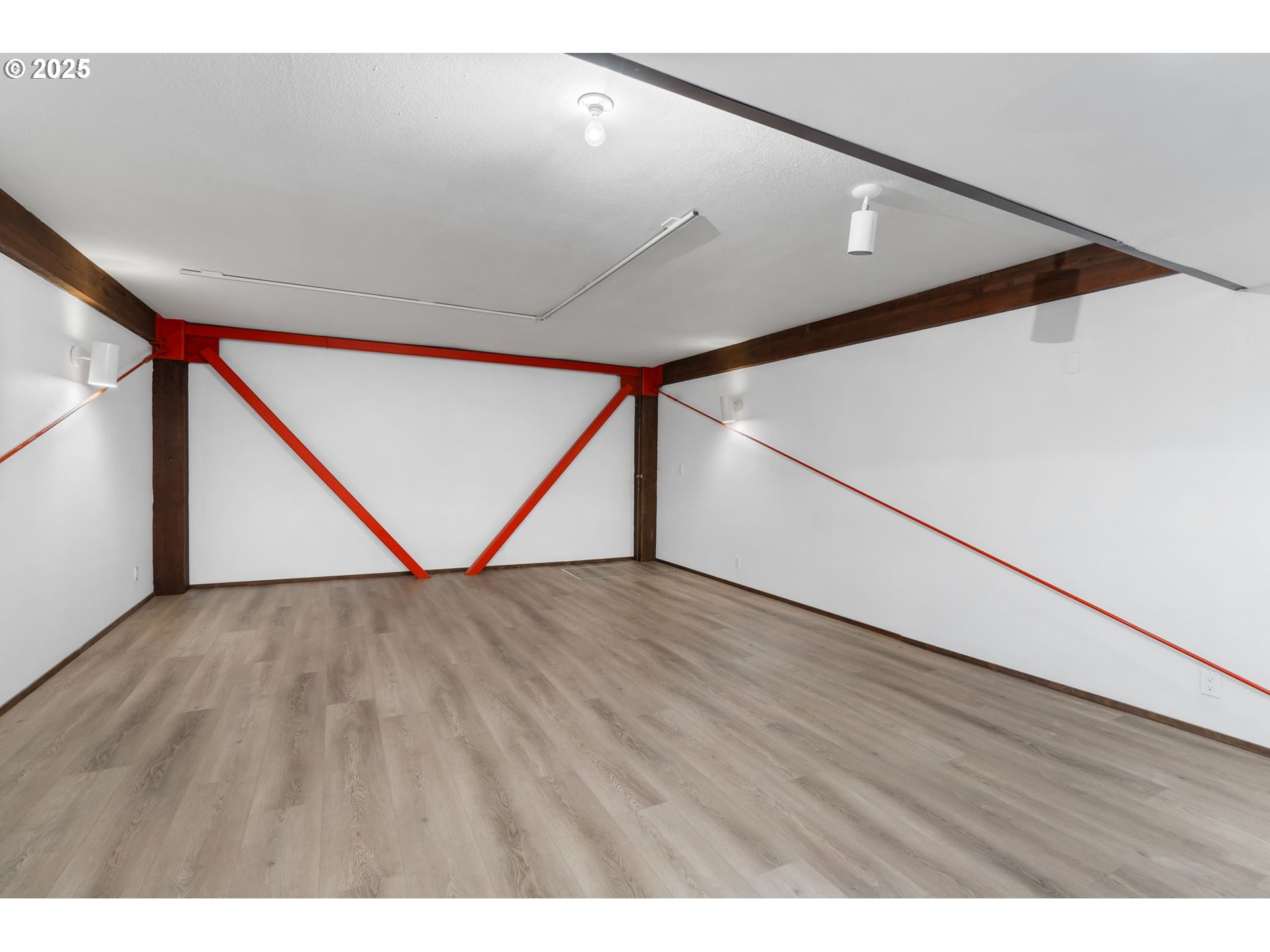 6432 SW BURLINGAME PL