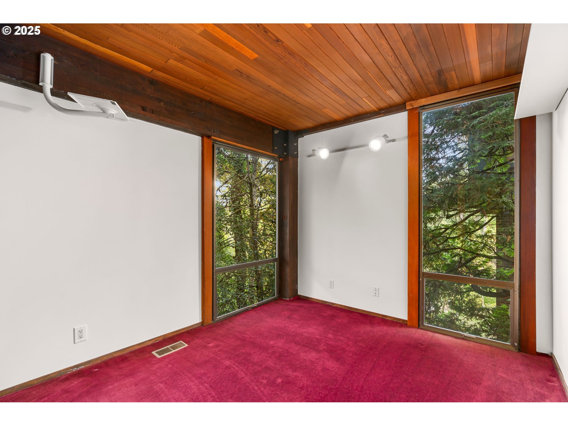 6432 SW BURLINGAME PL