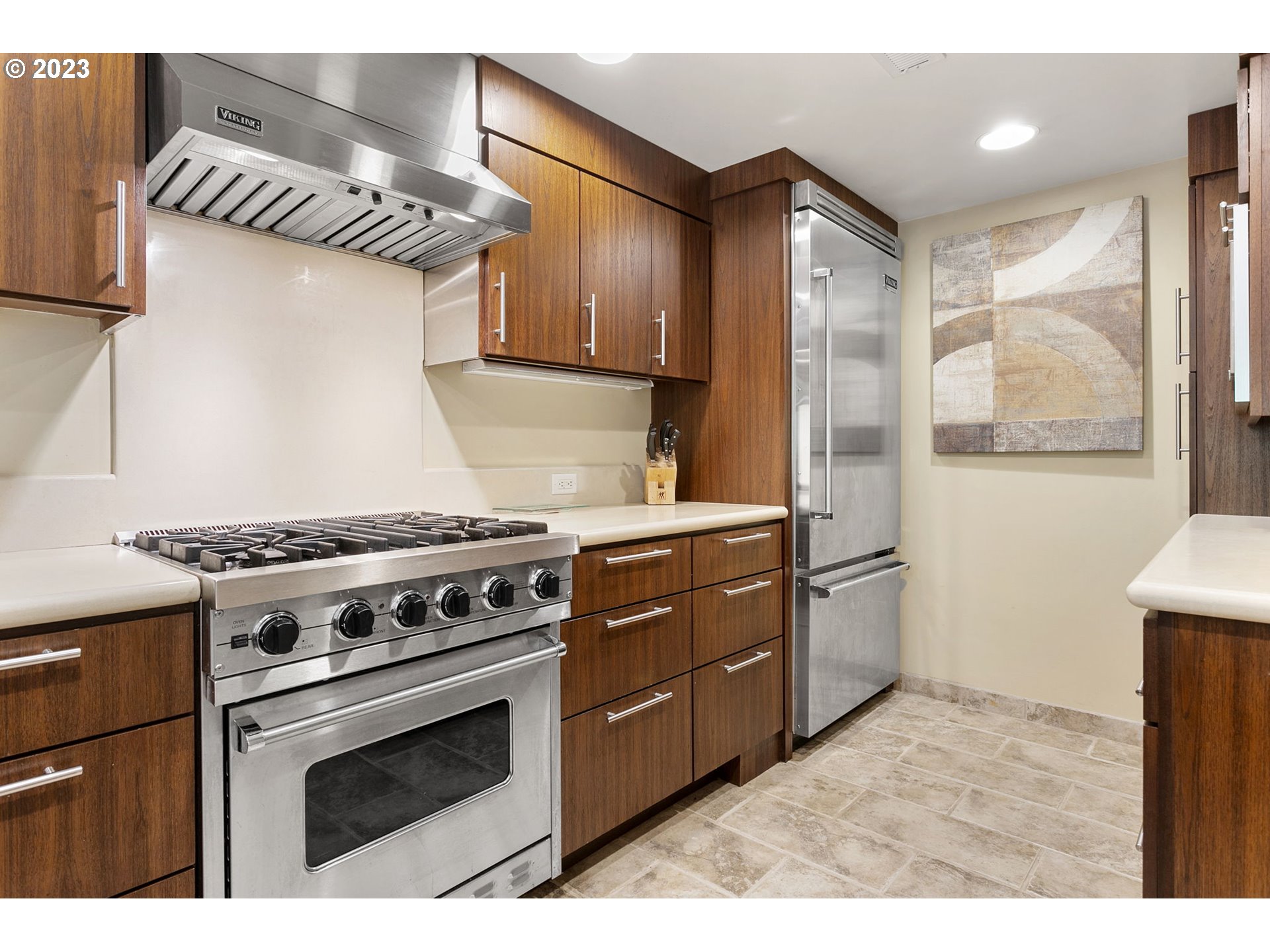 6605 W BURNSIDE RD 110