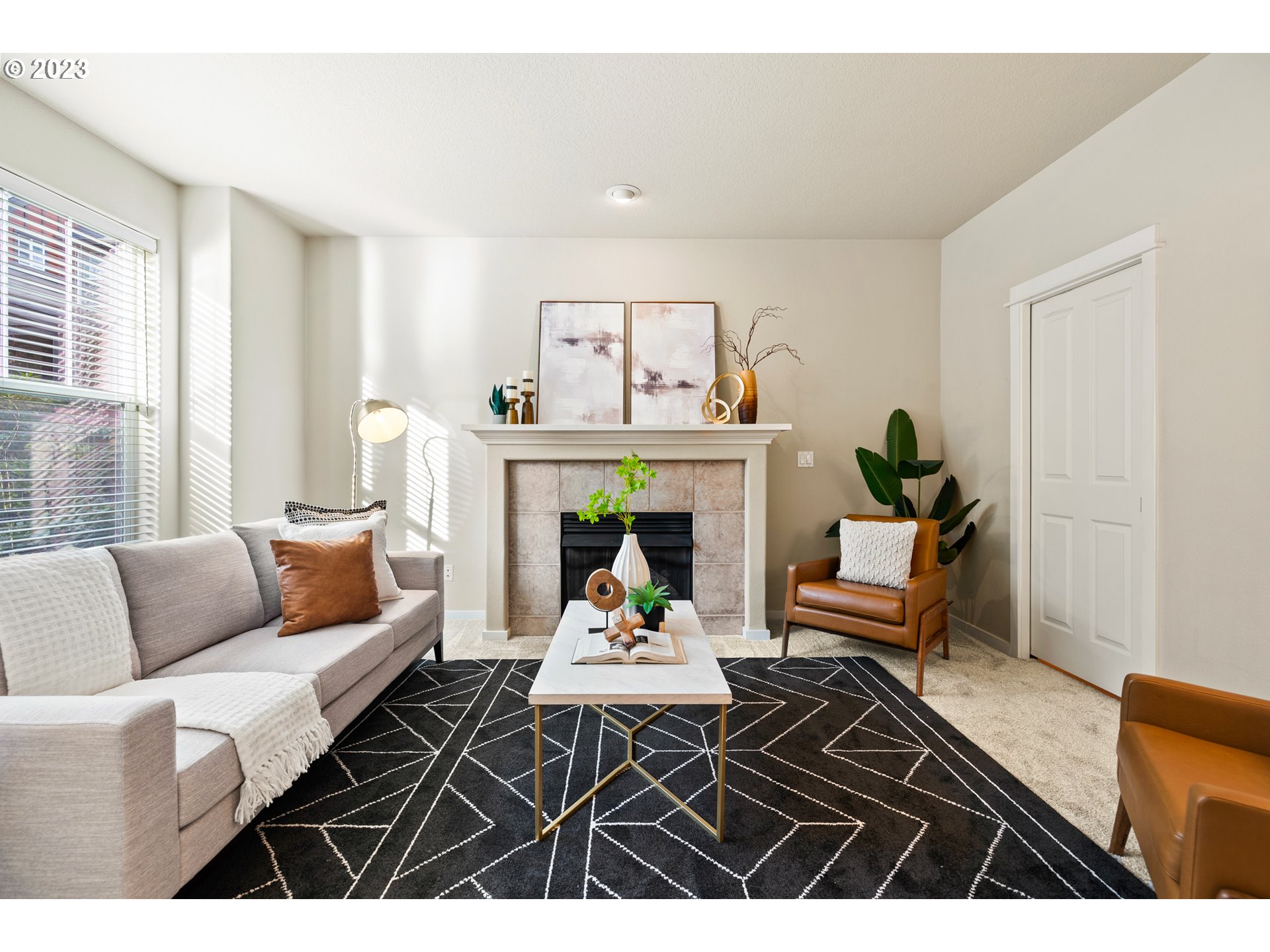 7179 NE STONEWATER ST