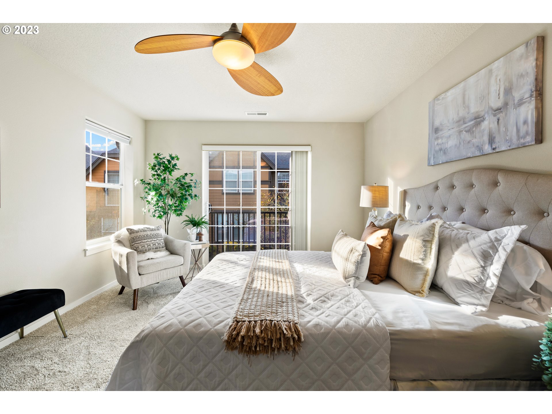 7179 NE STONEWATER ST