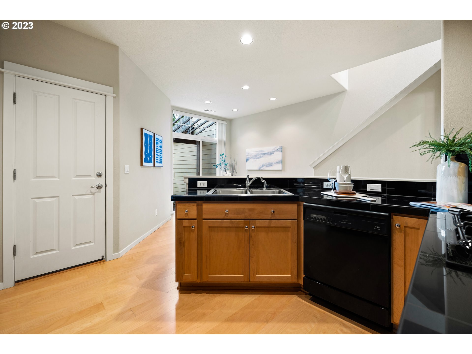 7179 NE STONEWATER ST