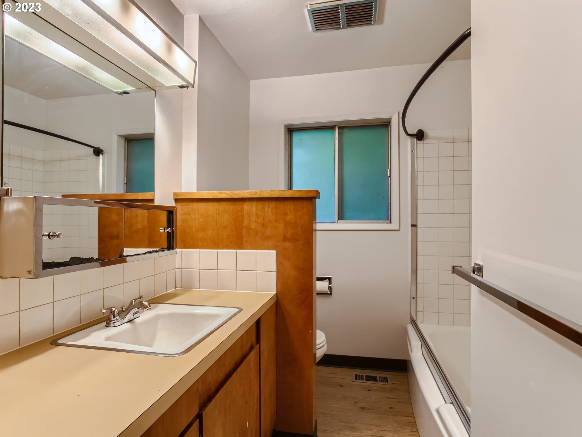 9385 SW WEST HAVEN DR