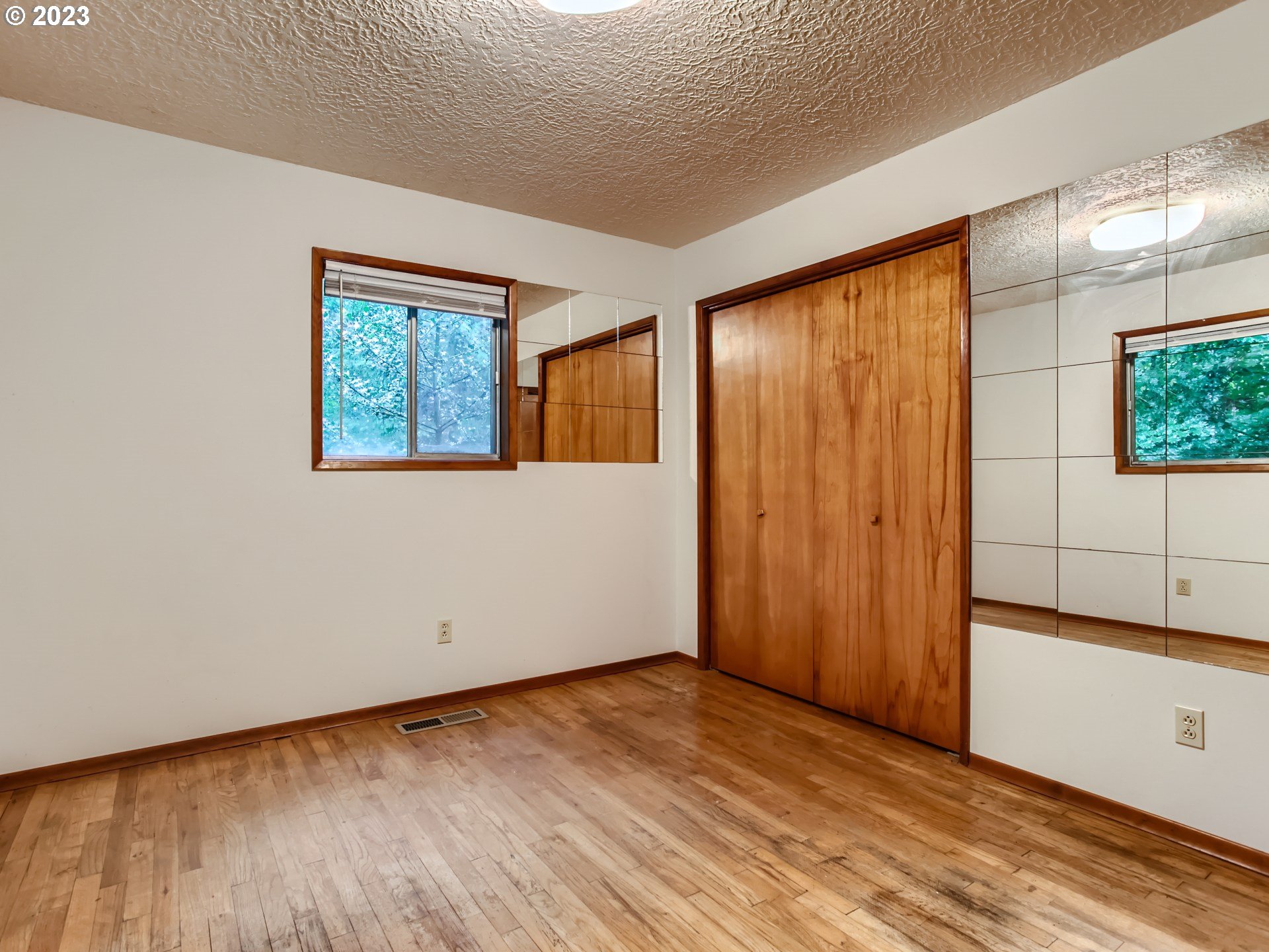 9385 SW WEST HAVEN DR