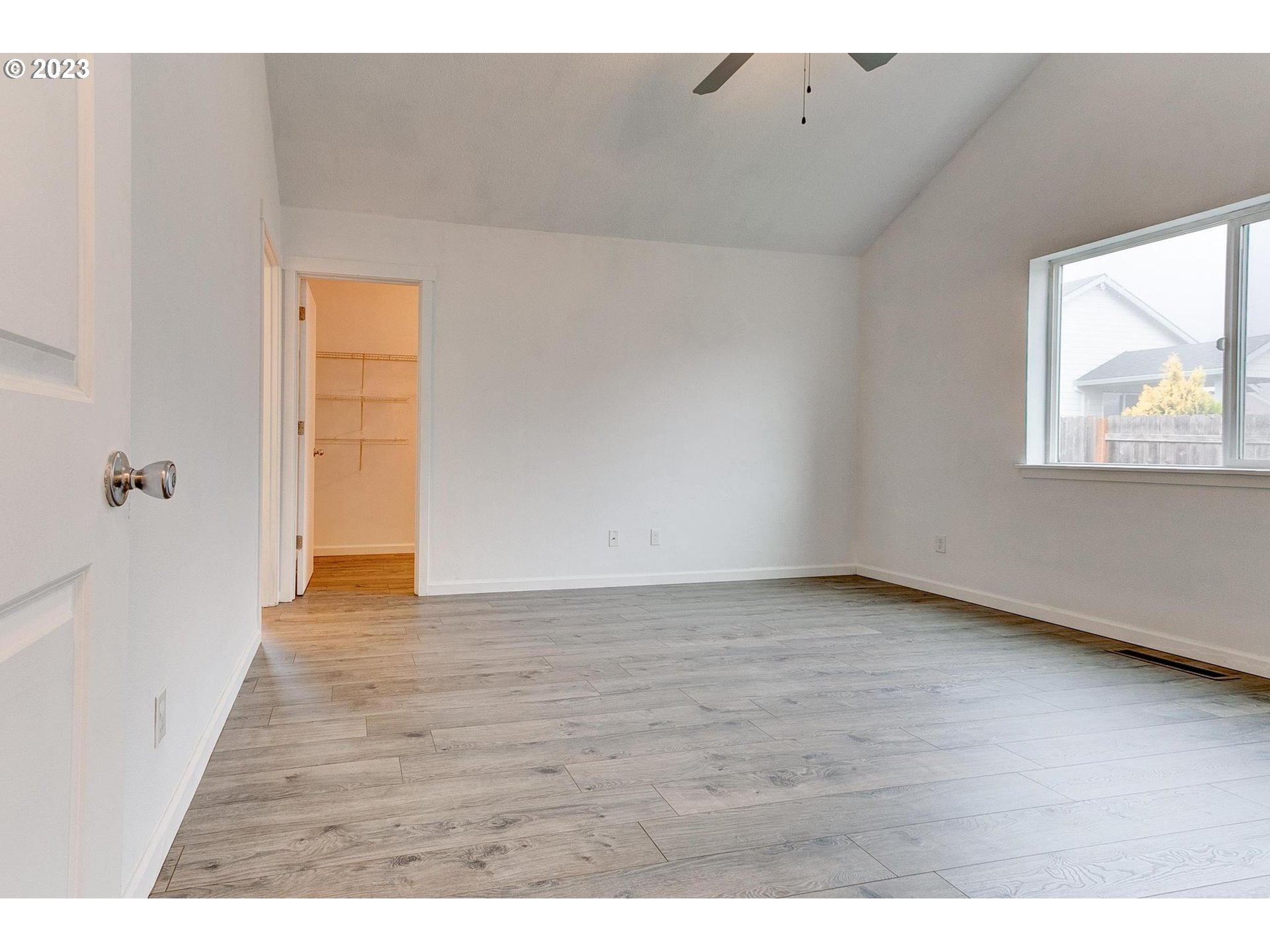 308 NW PACIFIC HILLS DR