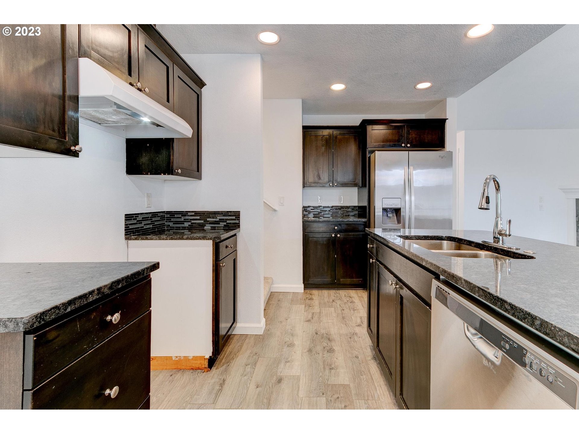 308 NW PACIFIC HILLS DR