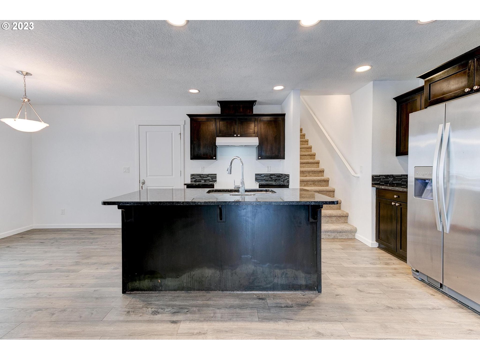 308 NW PACIFIC HILLS DR