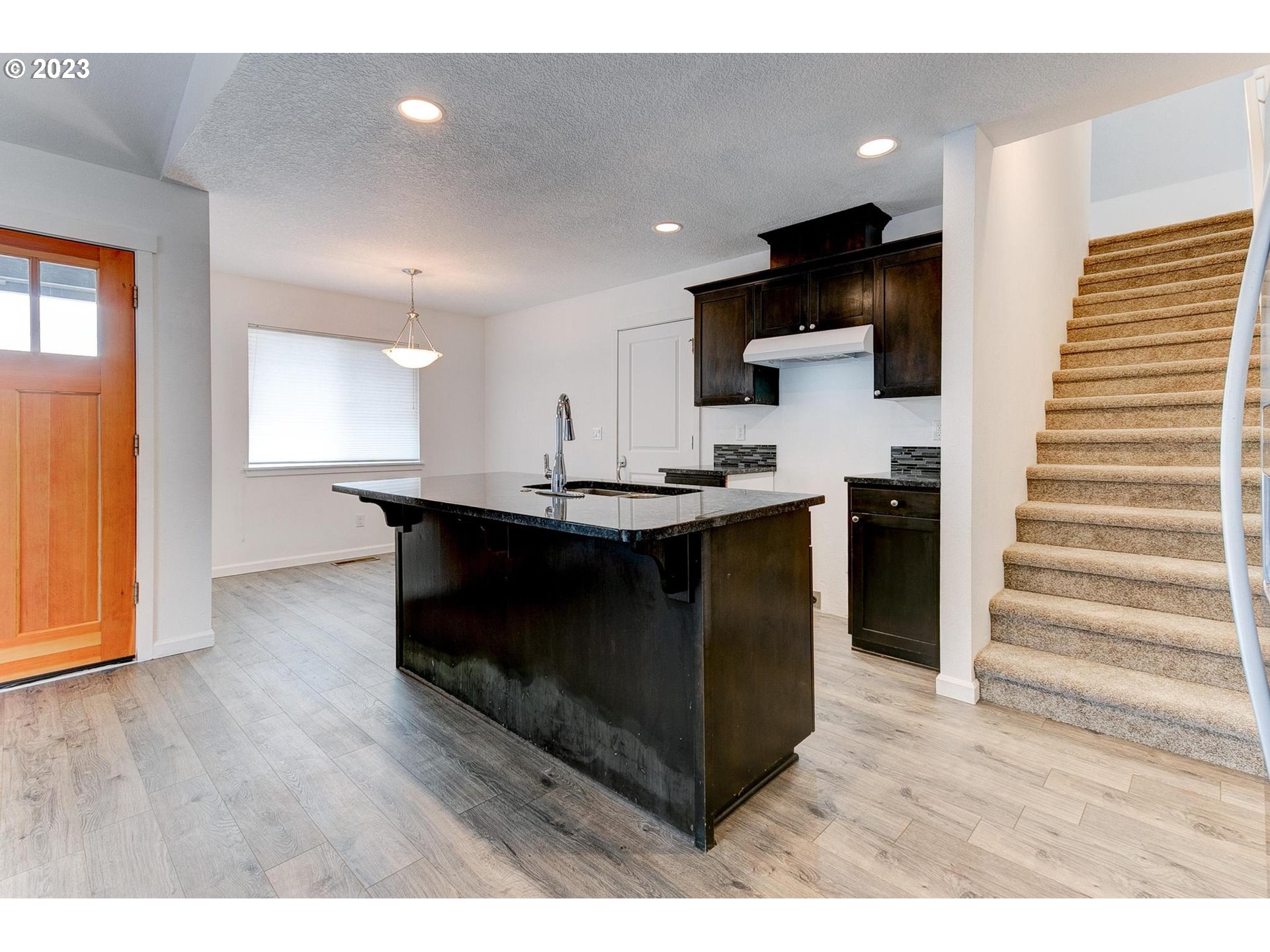 308 NW PACIFIC HILLS DR