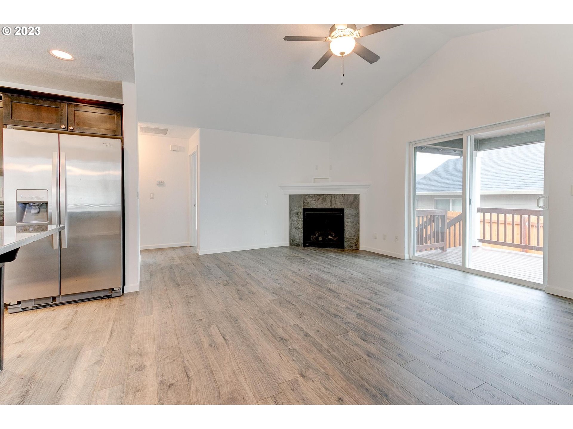 308 NW PACIFIC HILLS DR