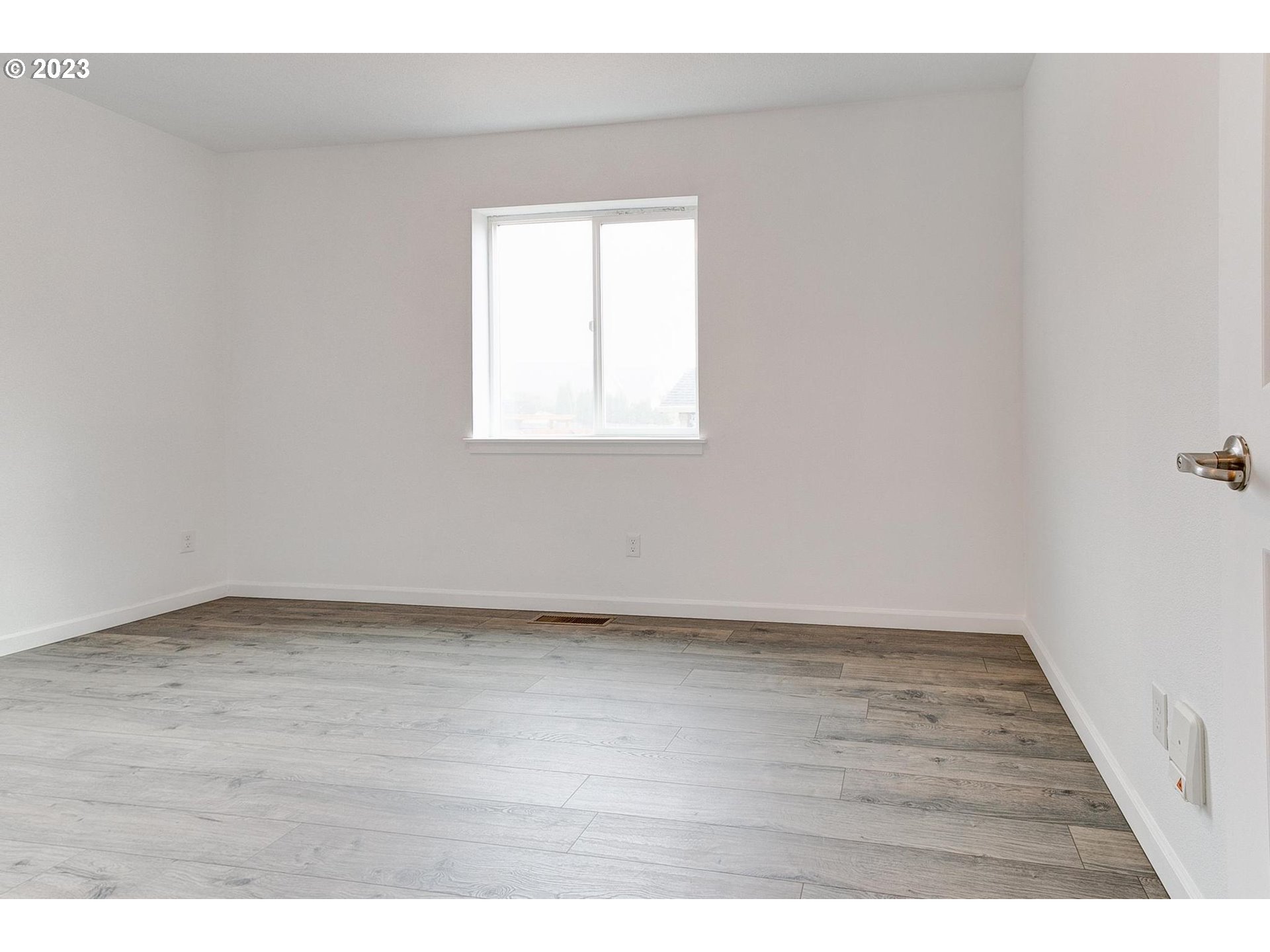 308 NW PACIFIC HILLS DR