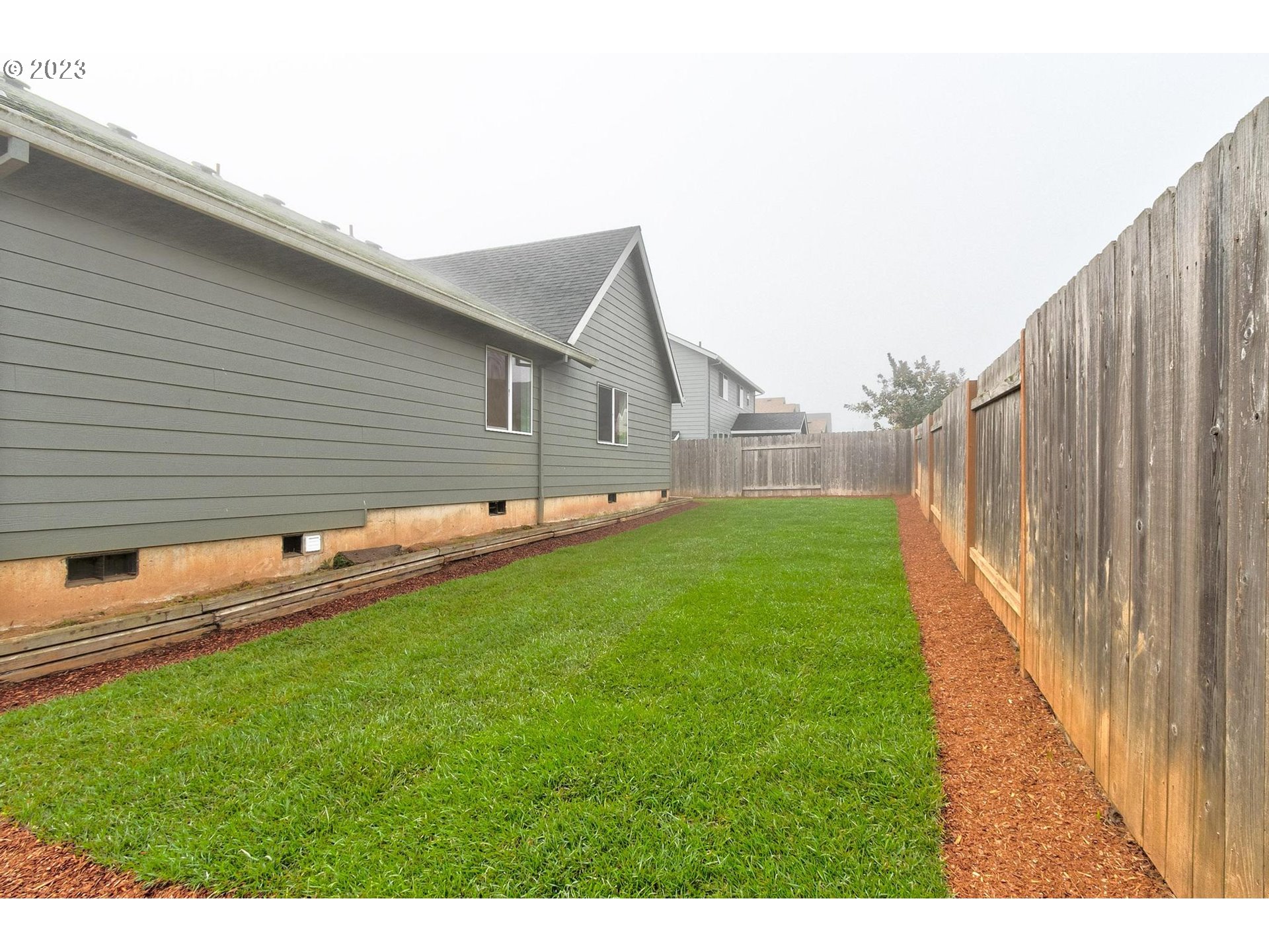 308 NW PACIFIC HILLS DR