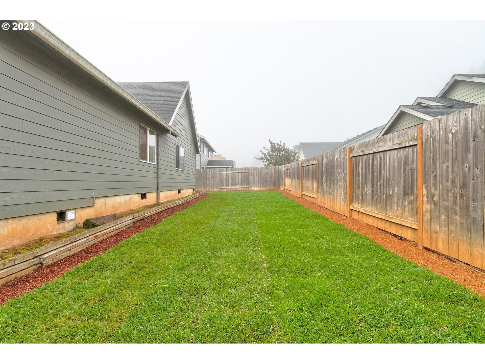 308 NW PACIFIC HILLS DR