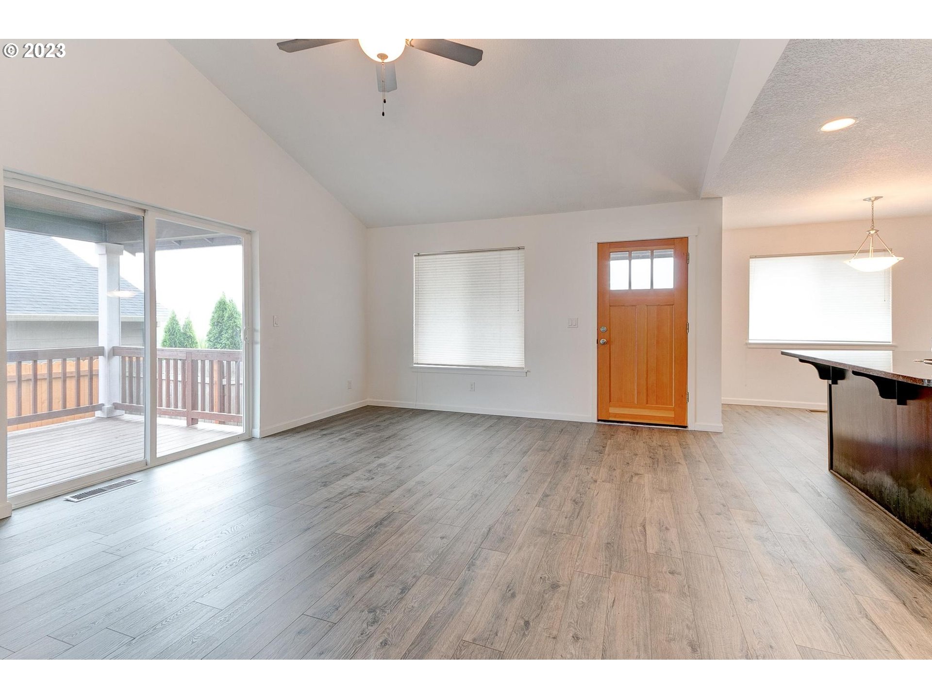 308 NW PACIFIC HILLS DR