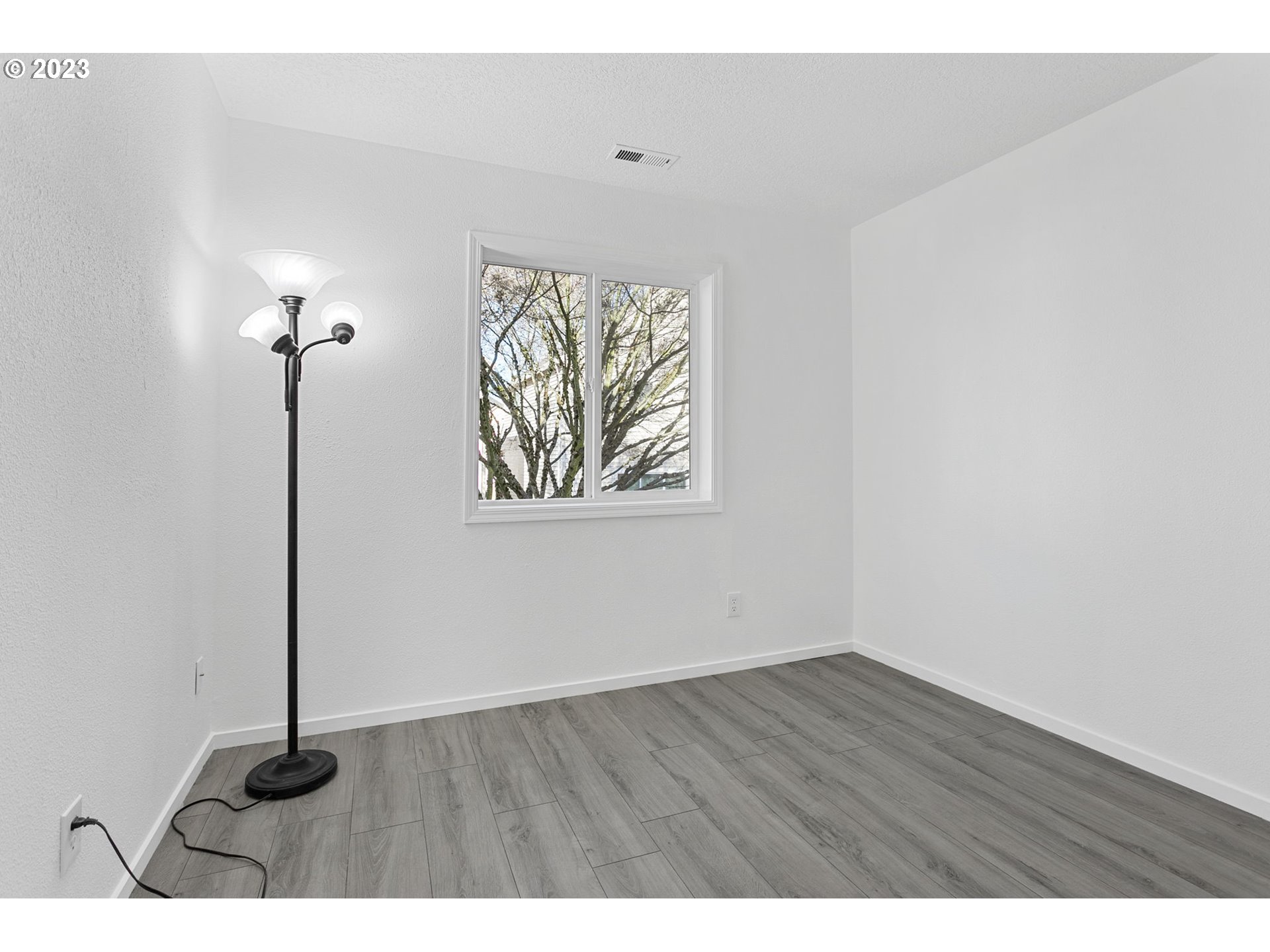 15205 NW TWOPONDS DR