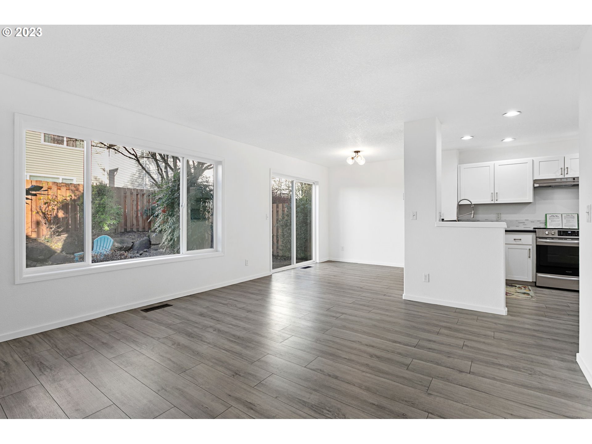 15205 NW TWOPONDS DR