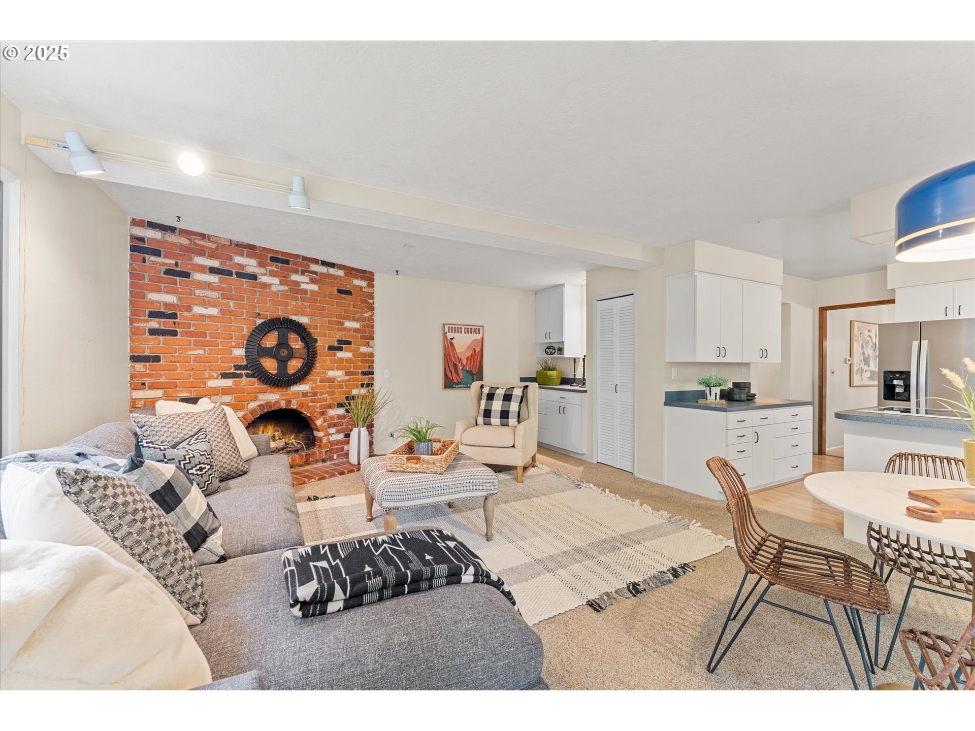 1269 ROCKINGHORSE LN