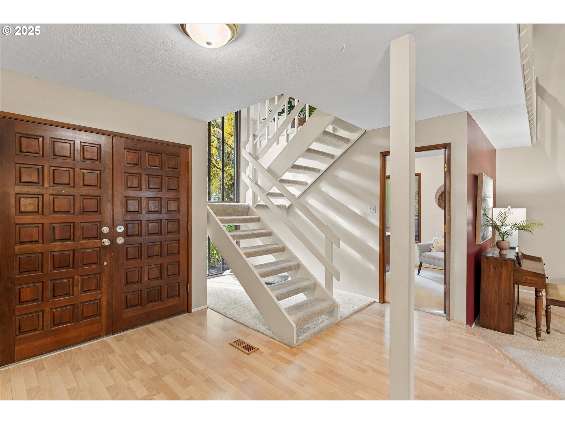 1269 ROCKINGHORSE LN