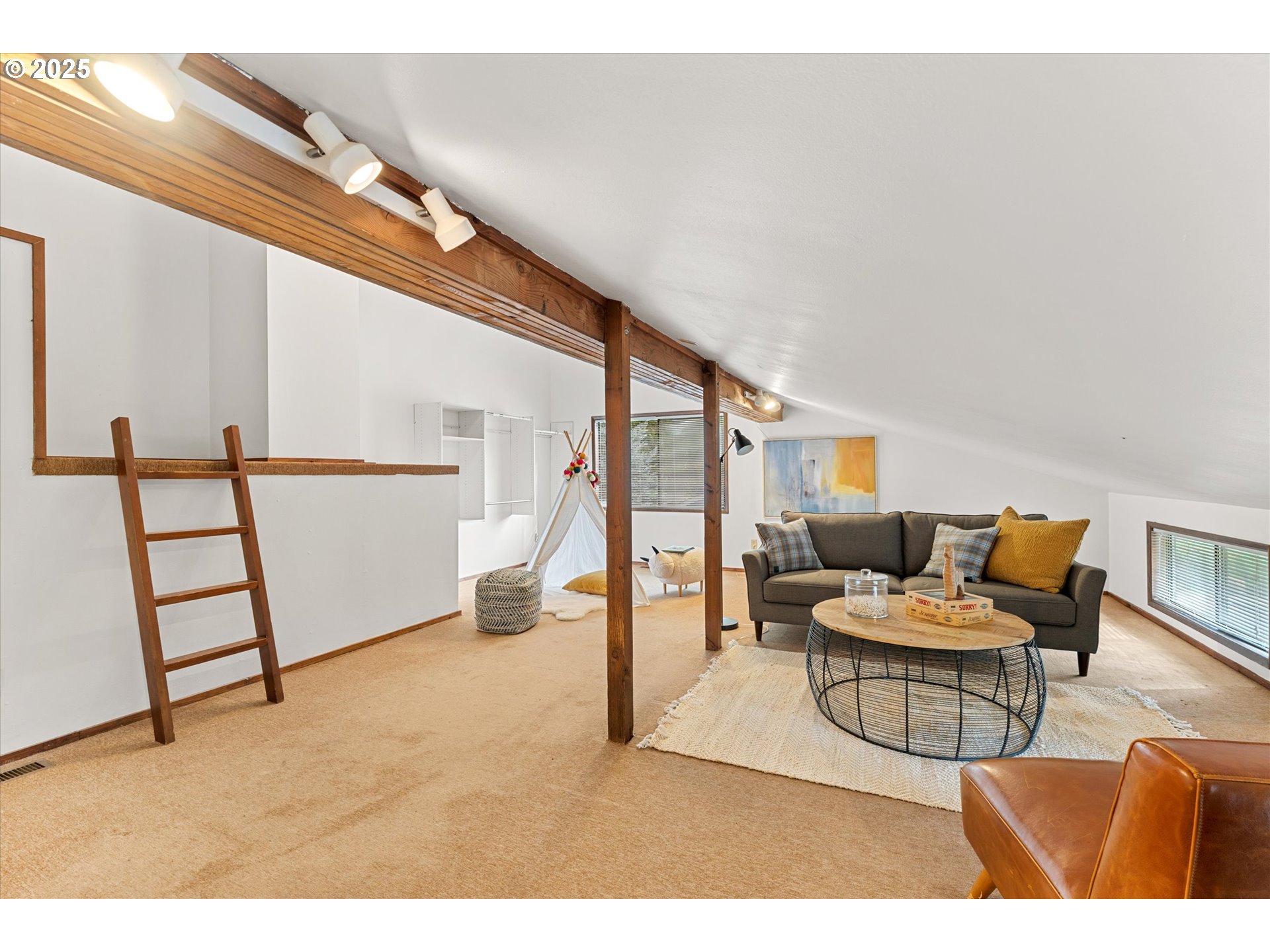 1269 ROCKINGHORSE LN