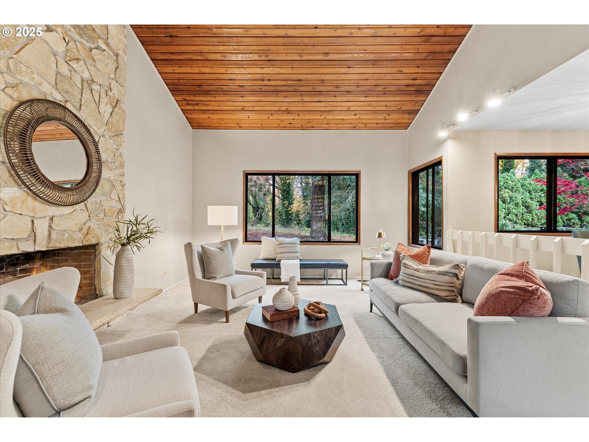 1269 ROCKINGHORSE LN