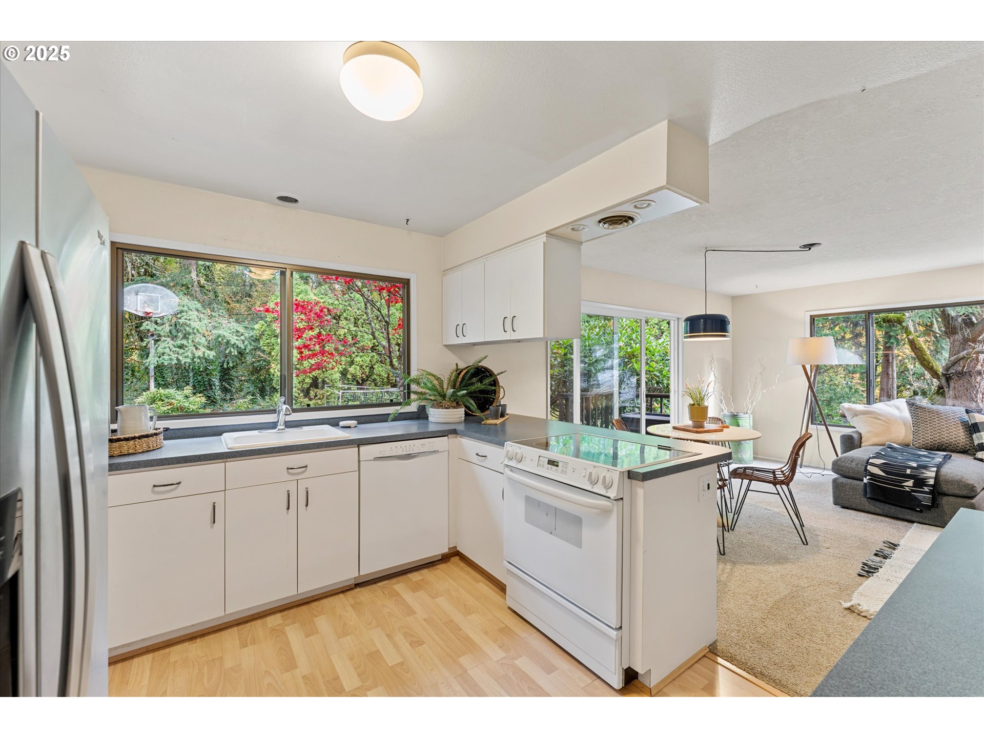 1269 ROCKINGHORSE LN