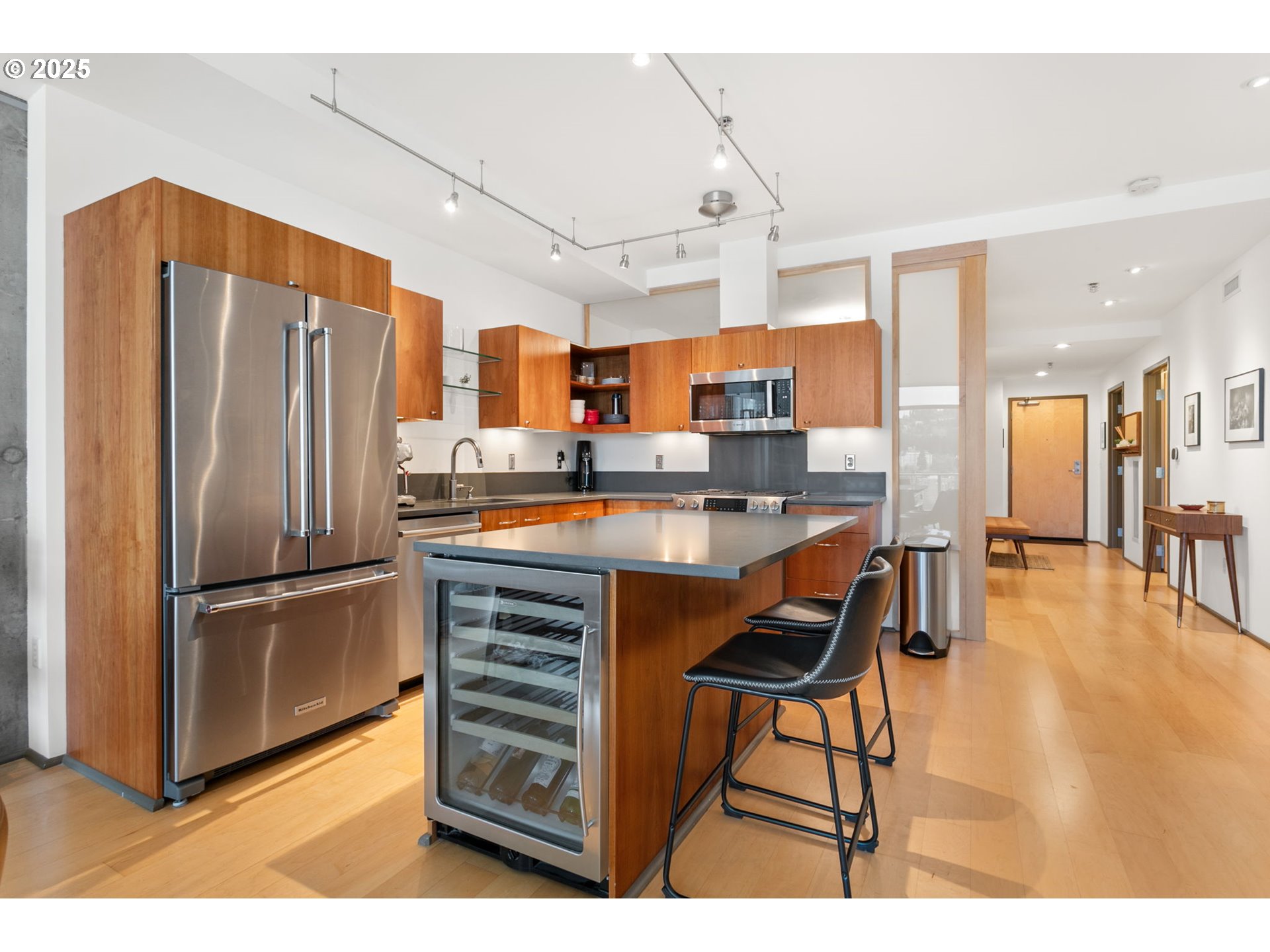 1221 SW 10TH AVE 1412