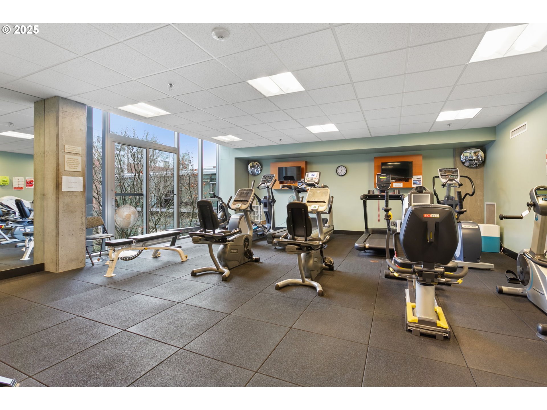 1221 SW 10TH AVE 1412