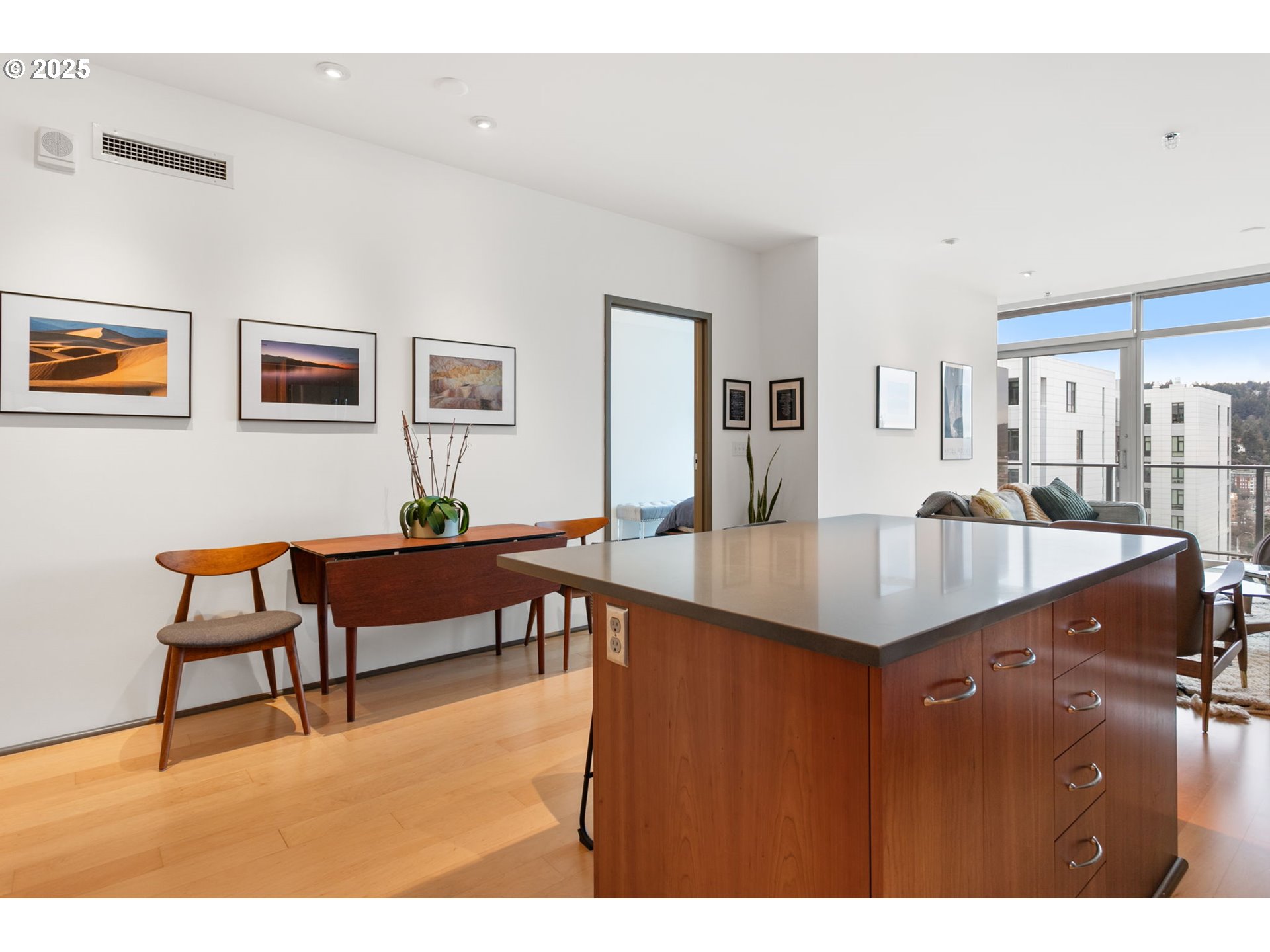 1221 SW 10TH AVE 1412