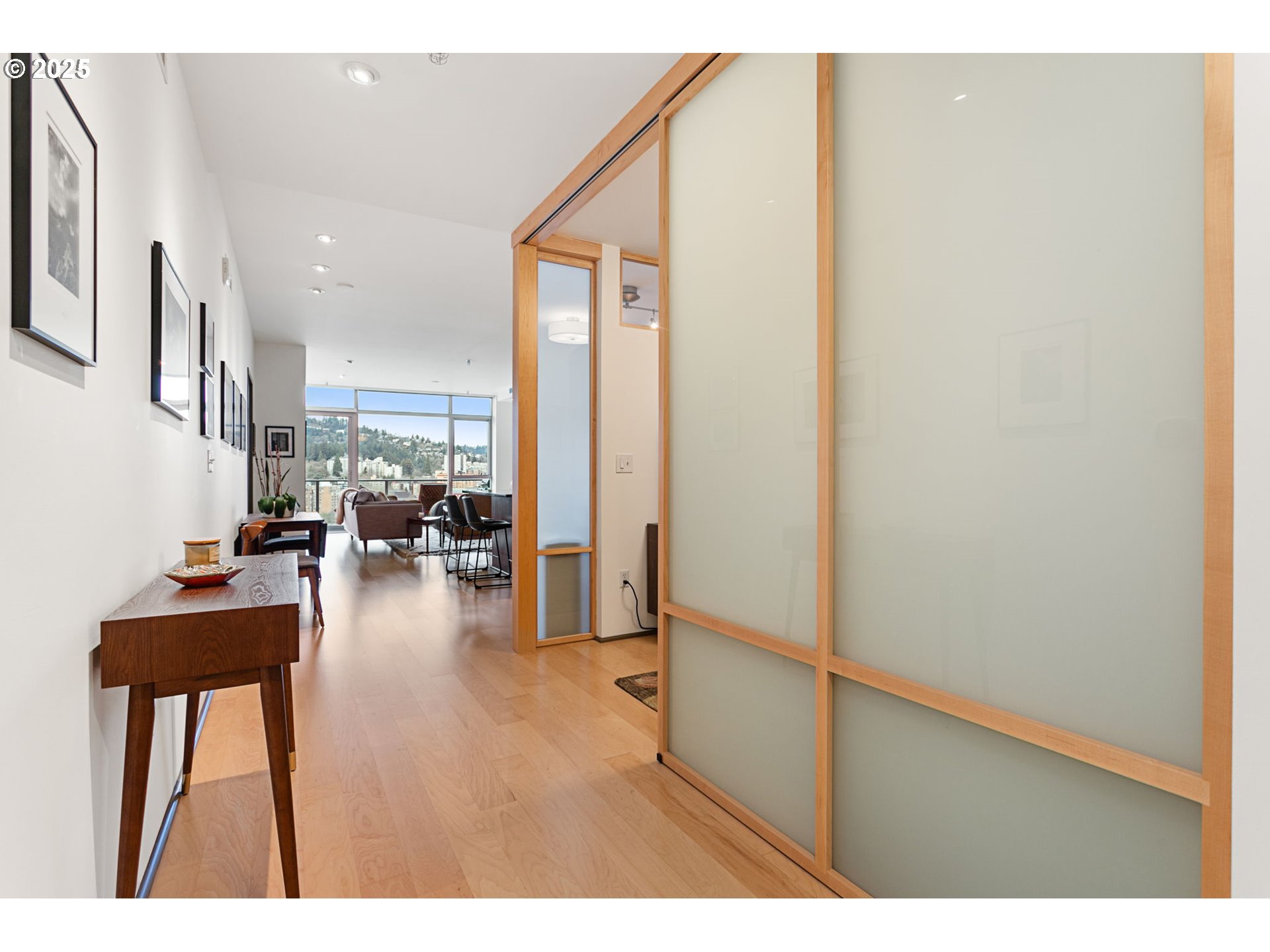 1221 SW 10TH AVE 1412