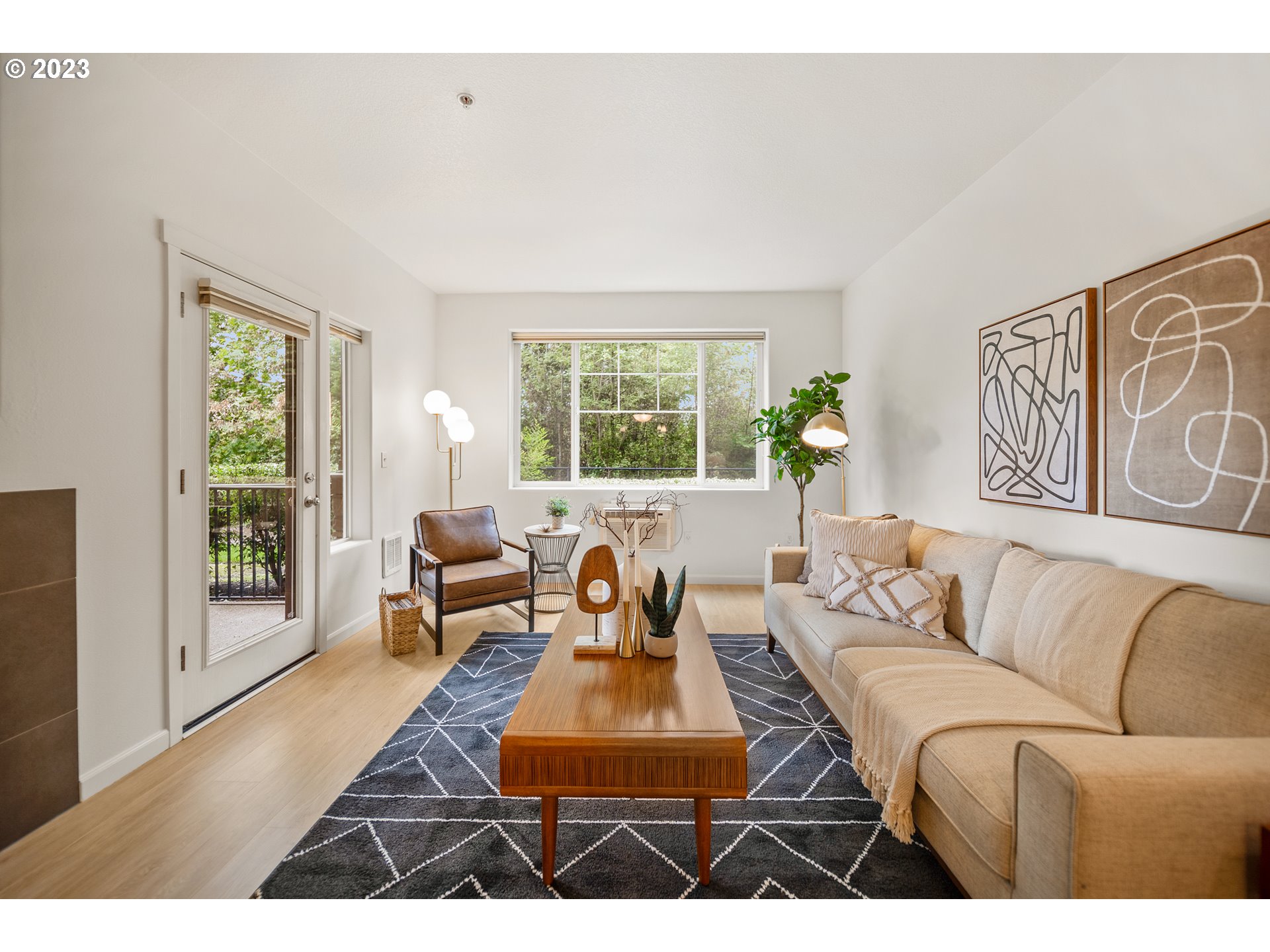 715 NW FALLING WATERS LN 102