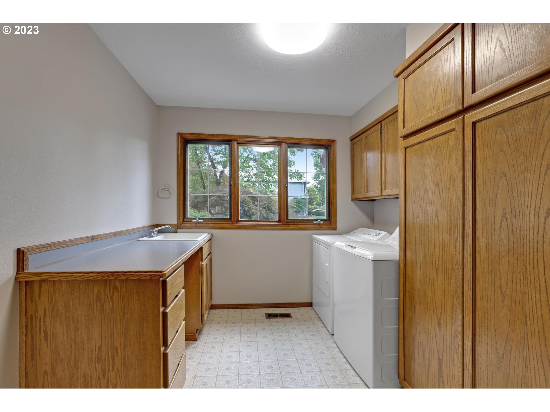 3036 NW BAUER WOODS DR