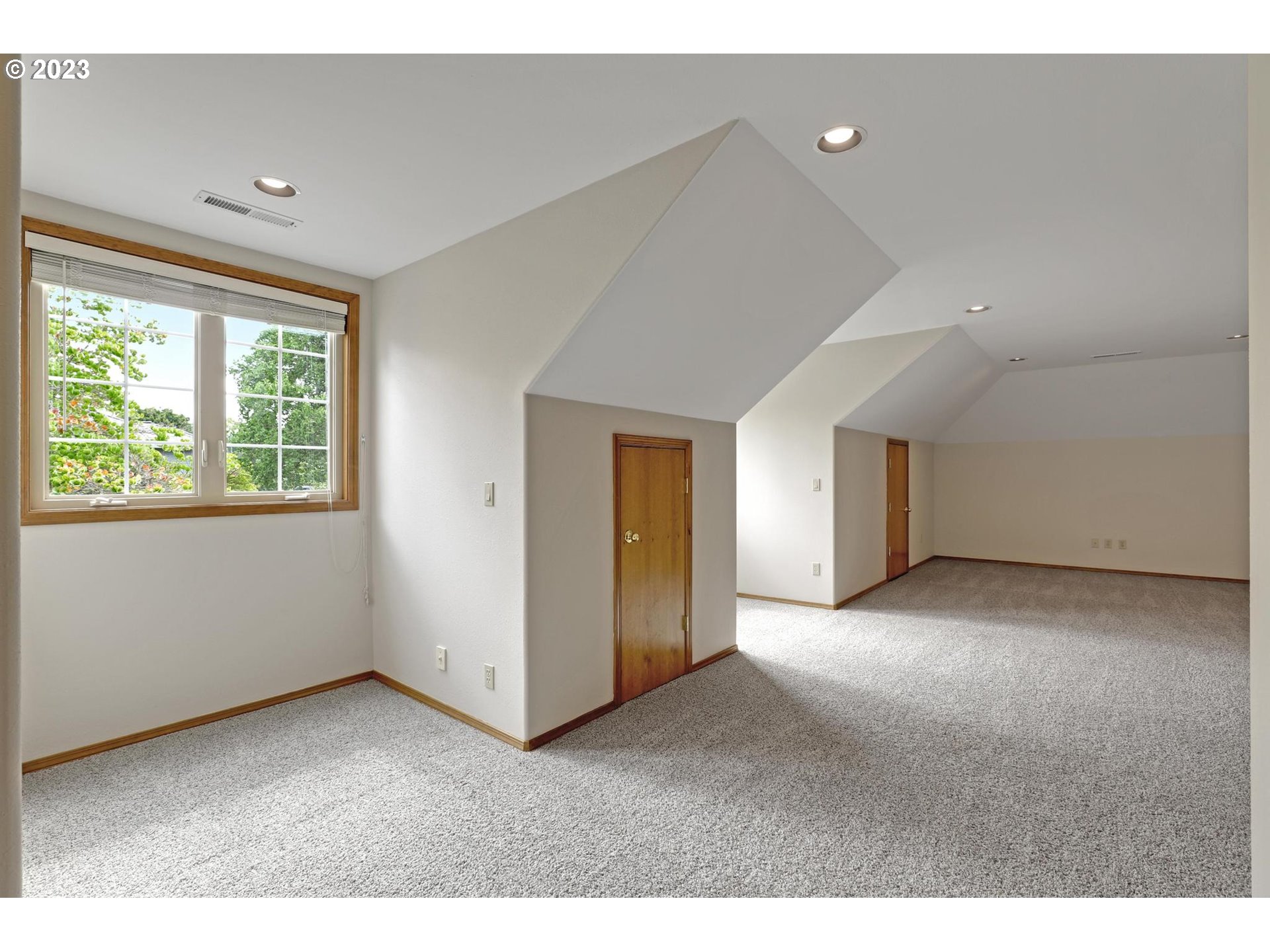 3036 NW BAUER WOODS DR