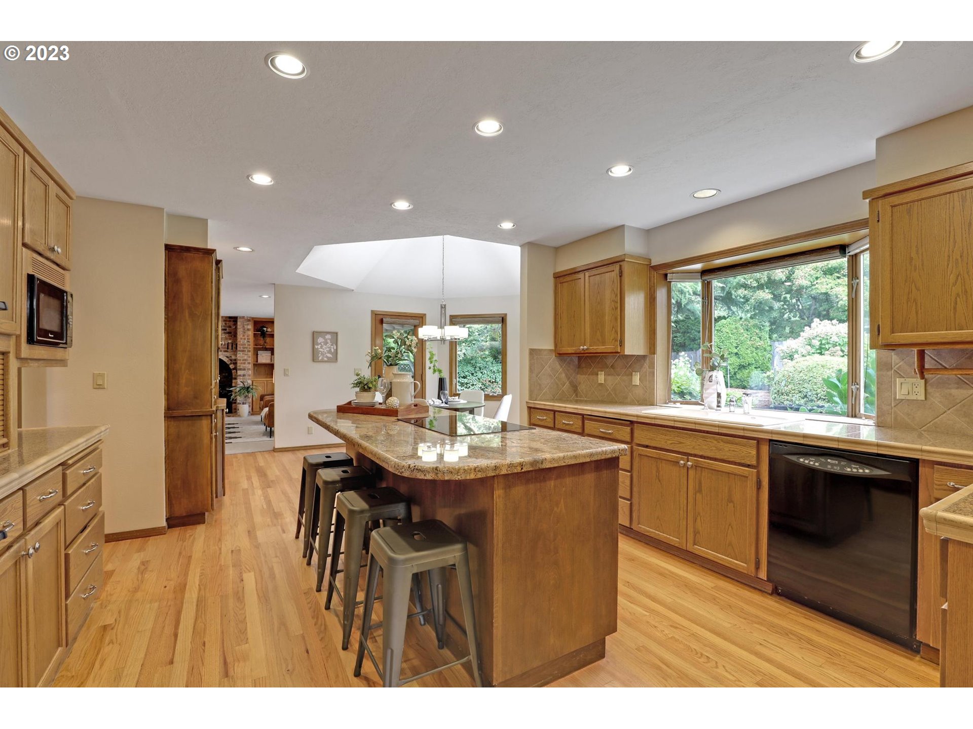 3036 NW BAUER WOODS DR