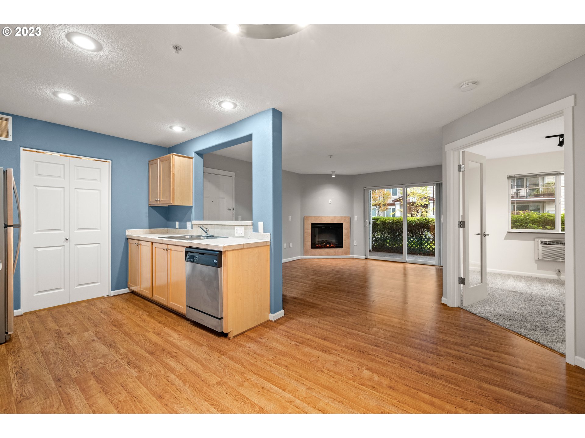 770 NW 185TH AVE 103