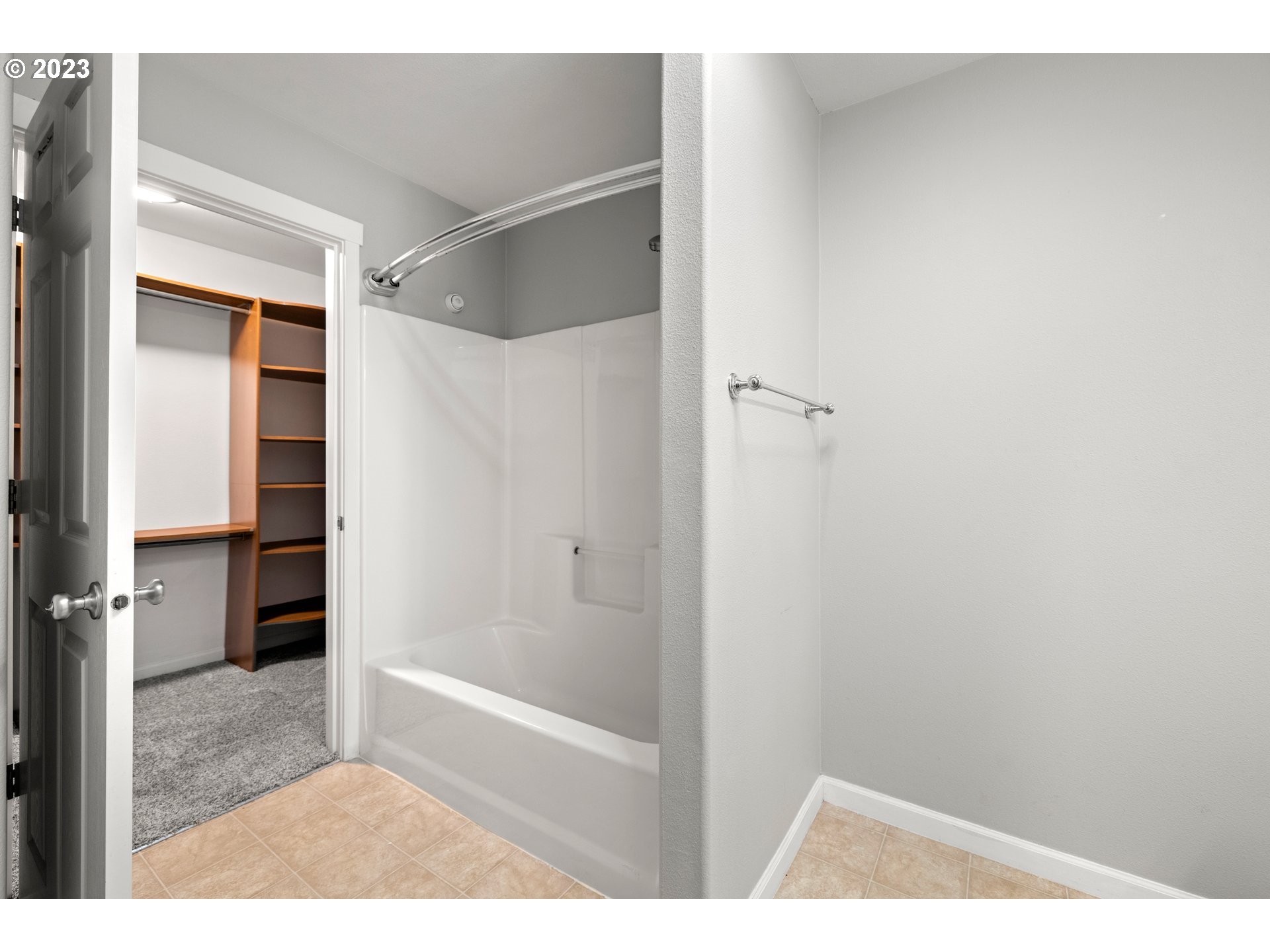 770 NW 185TH AVE 103