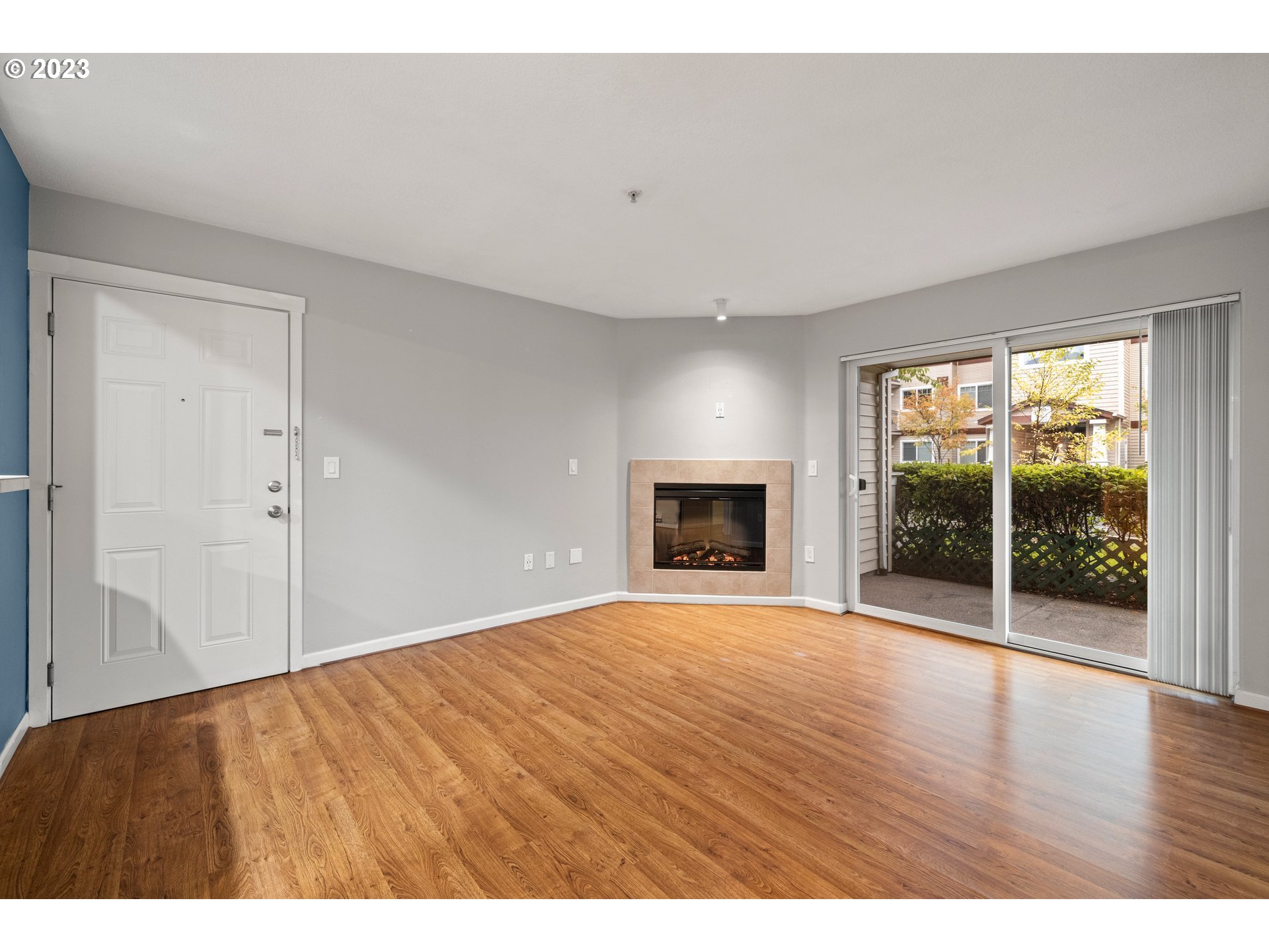 770 NW 185TH AVE 103