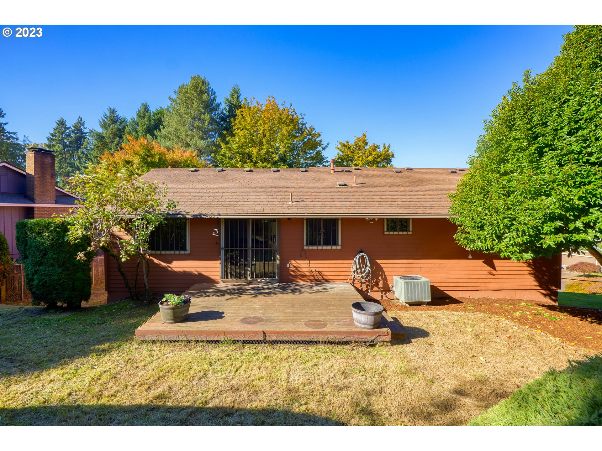 11695 SW FAIRVIEW LN