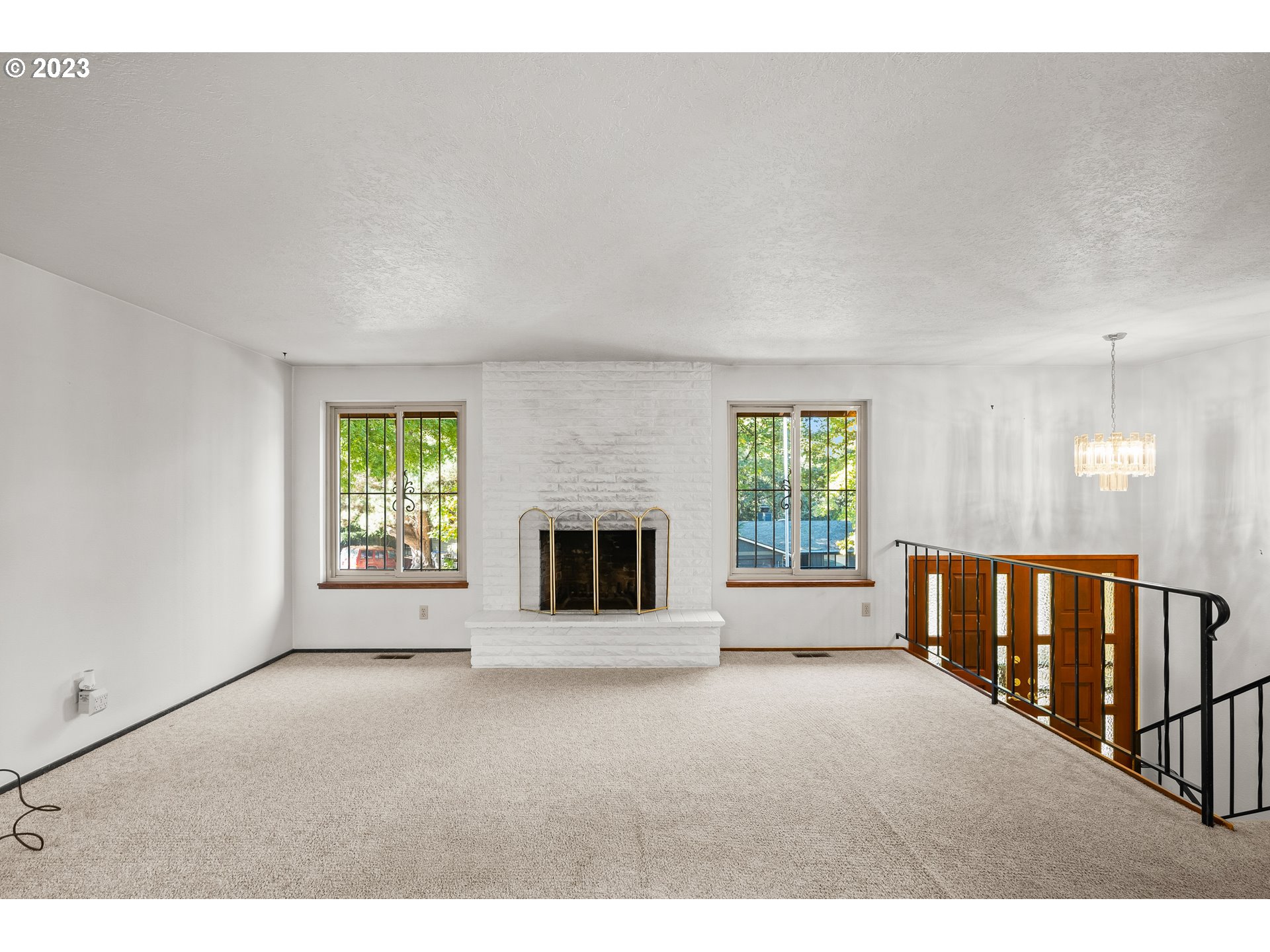 11695 SW FAIRVIEW LN