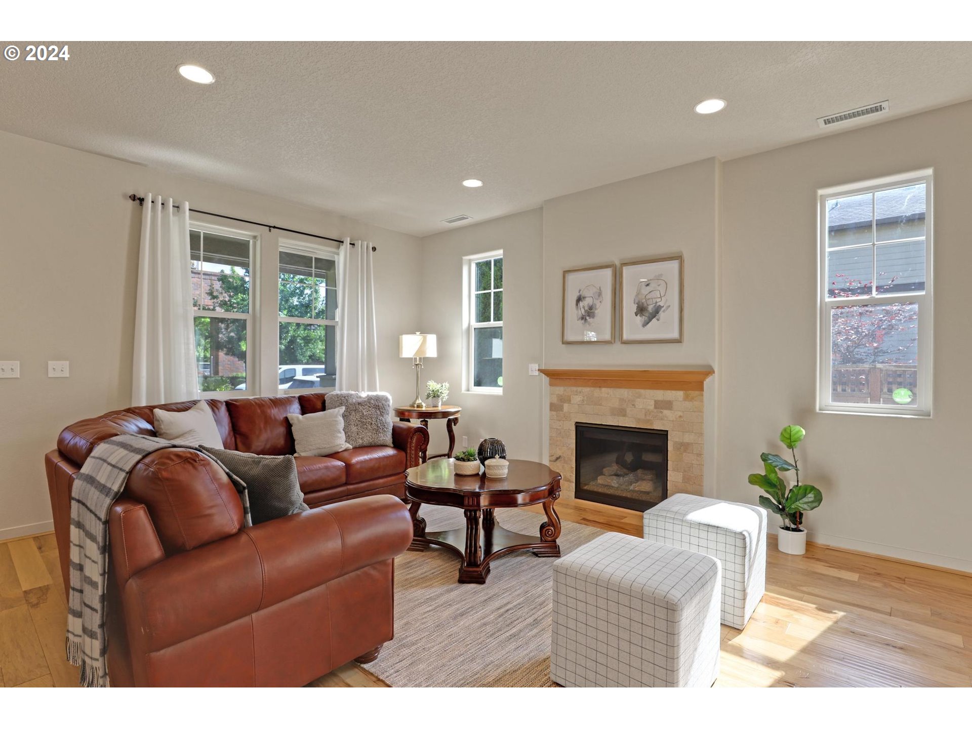 11740 NW CEDAR FALLS DR