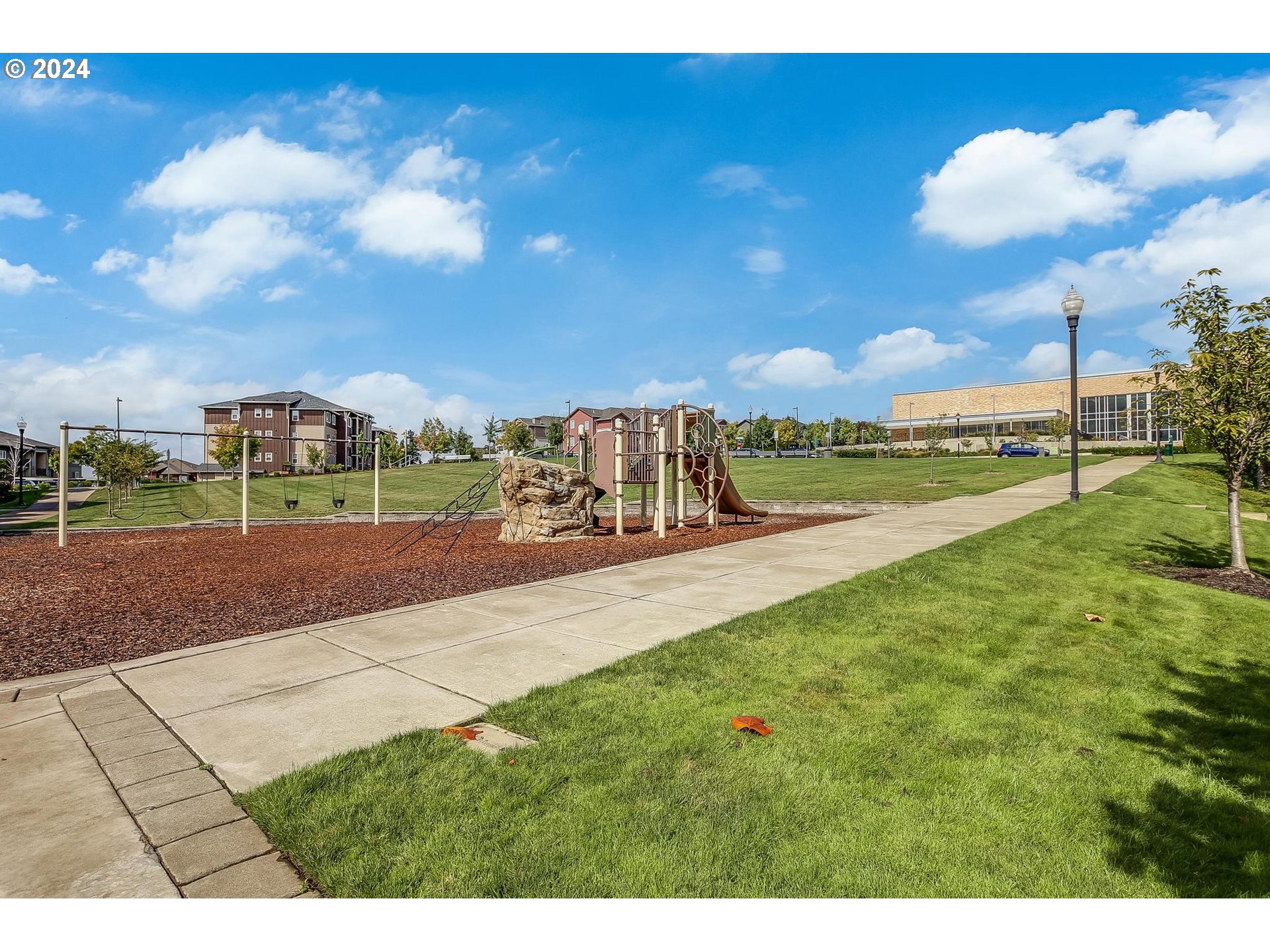 11740 NW CEDAR FALLS DR