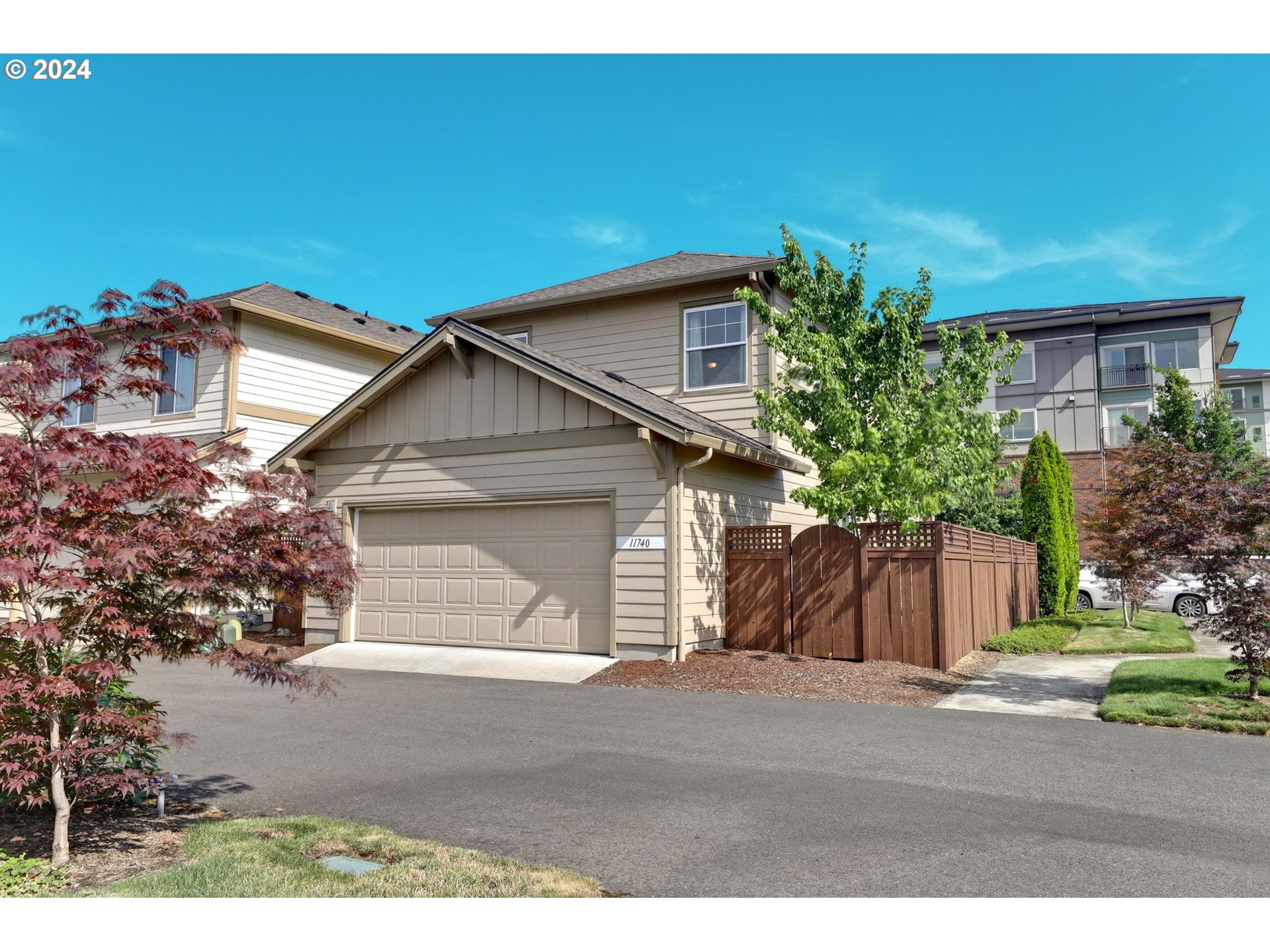 11740 NW CEDAR FALLS DR