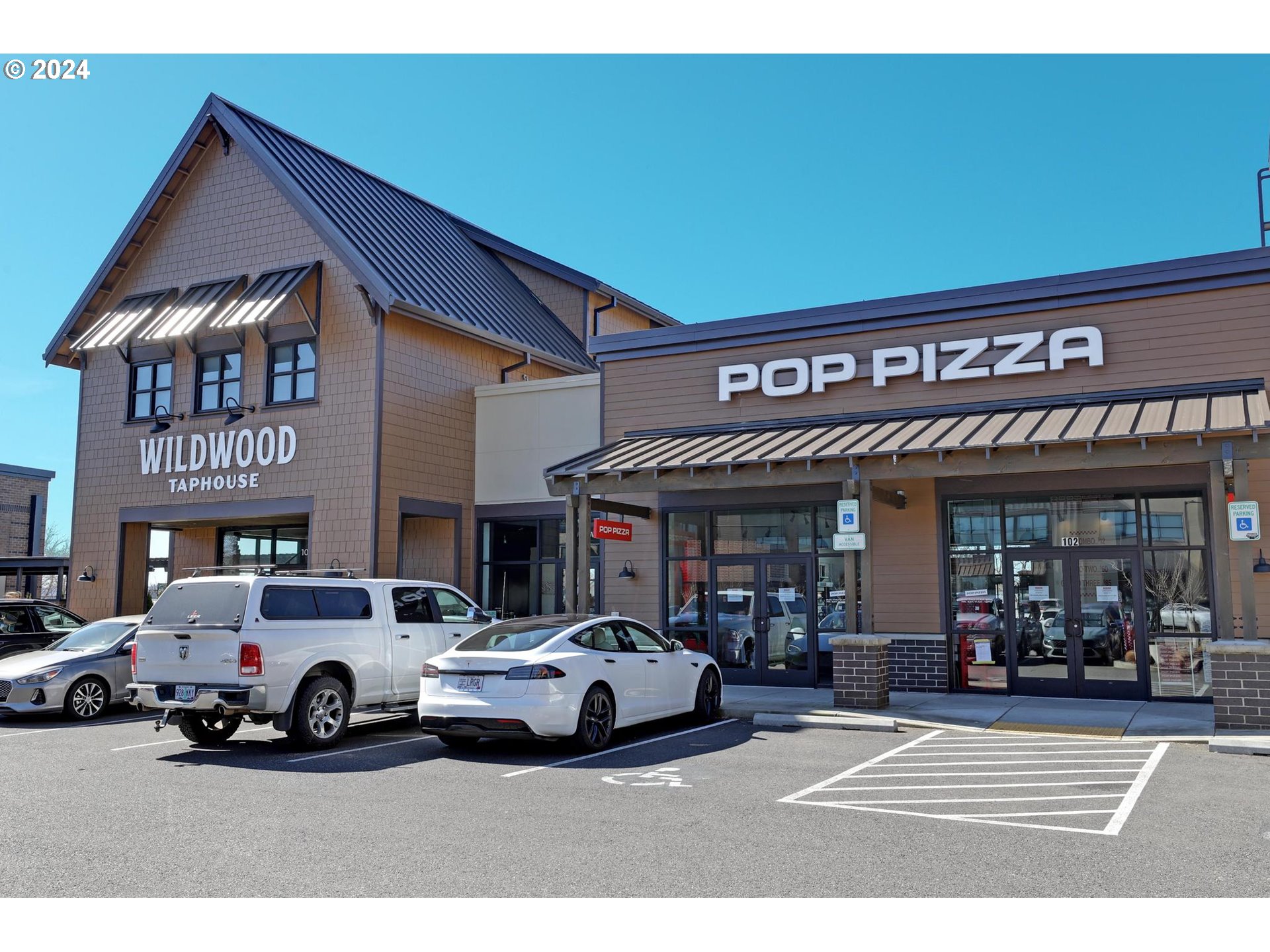 11740 NW CEDAR FALLS DR