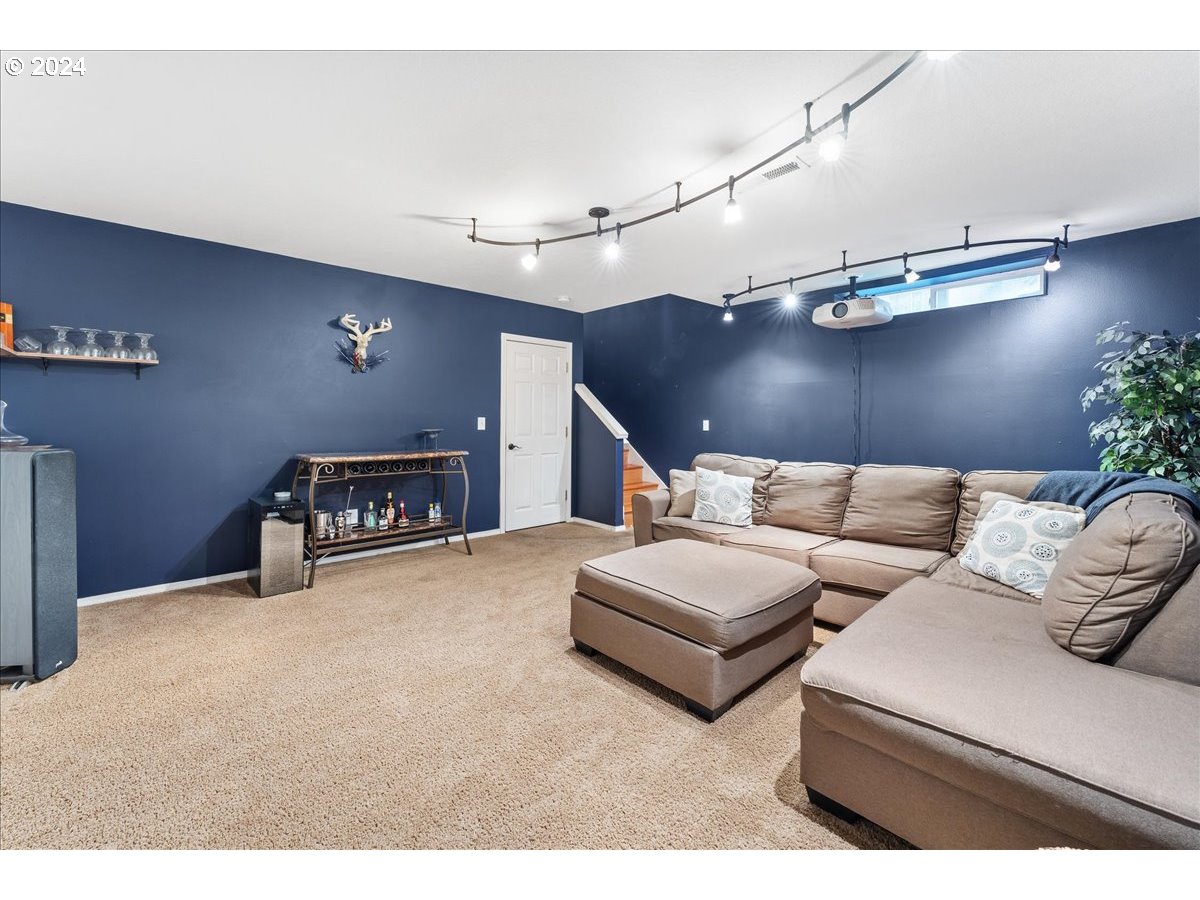 14718 SW CATALINA DR