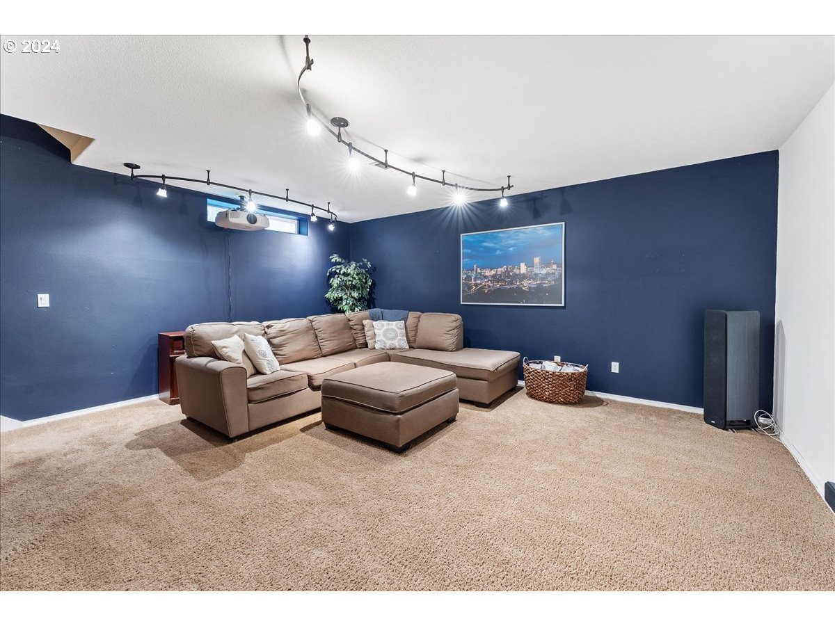 14718 SW CATALINA DR