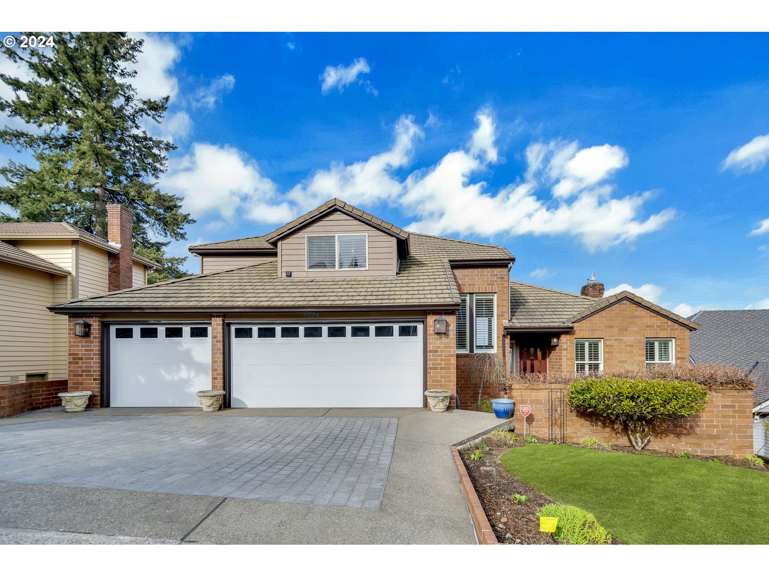 7925 SE 140TH DR