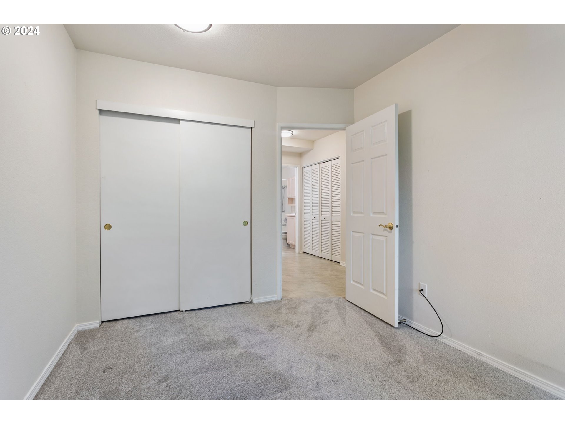 8720 SW TUALATIN RD Unit: 122